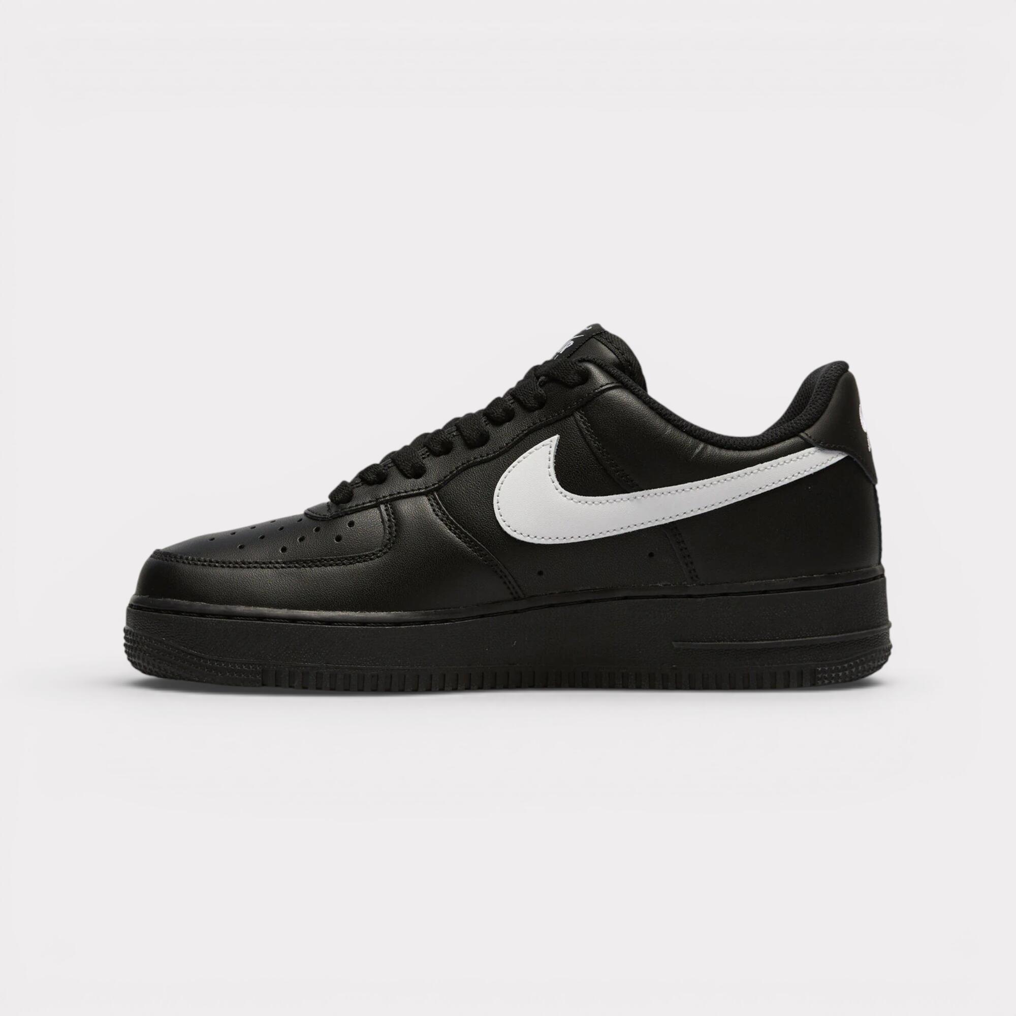 Nike Air Force 1 Low - Black White 3/6