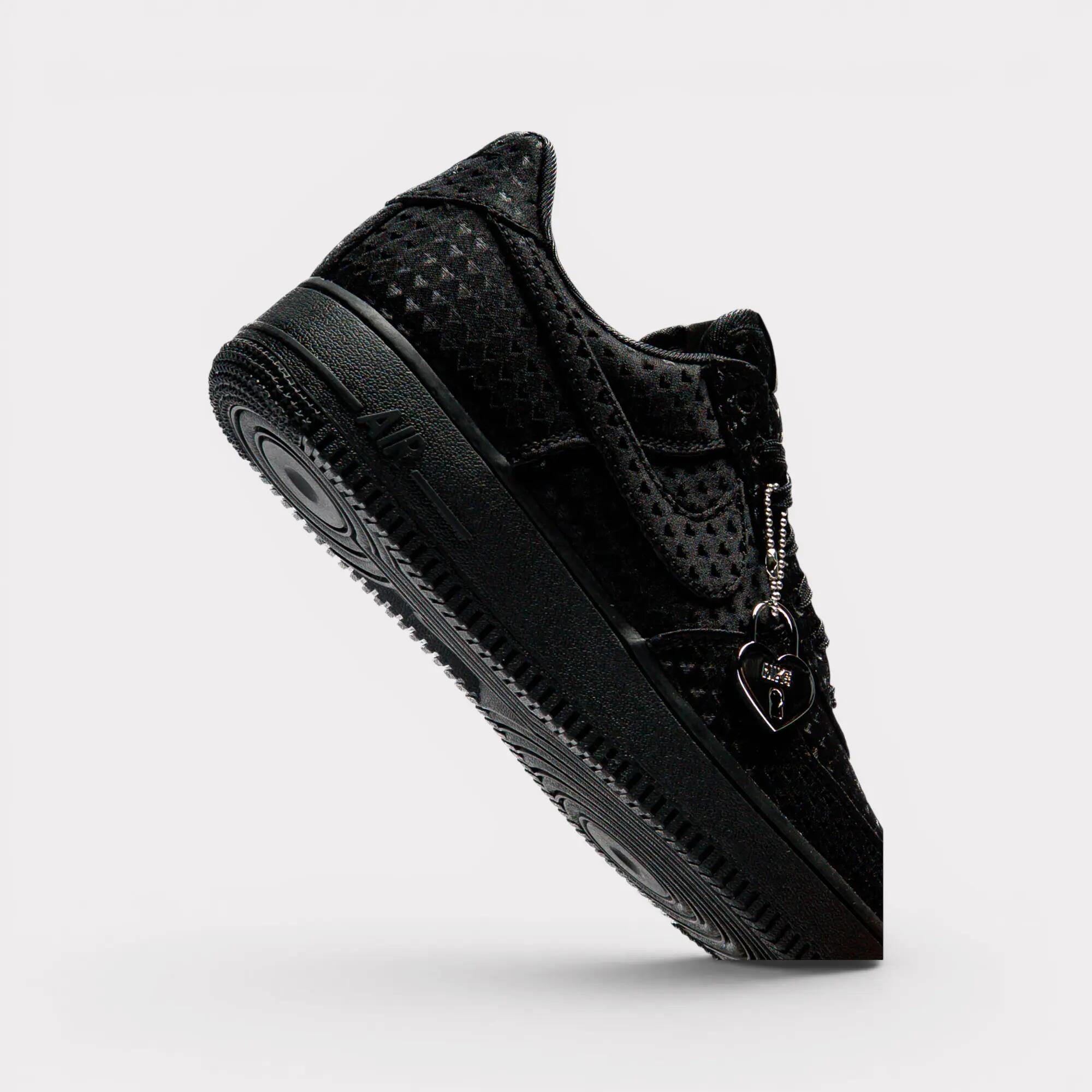 Nike Air Force 1 '07 Low SE W Valentine’s Day 5/5