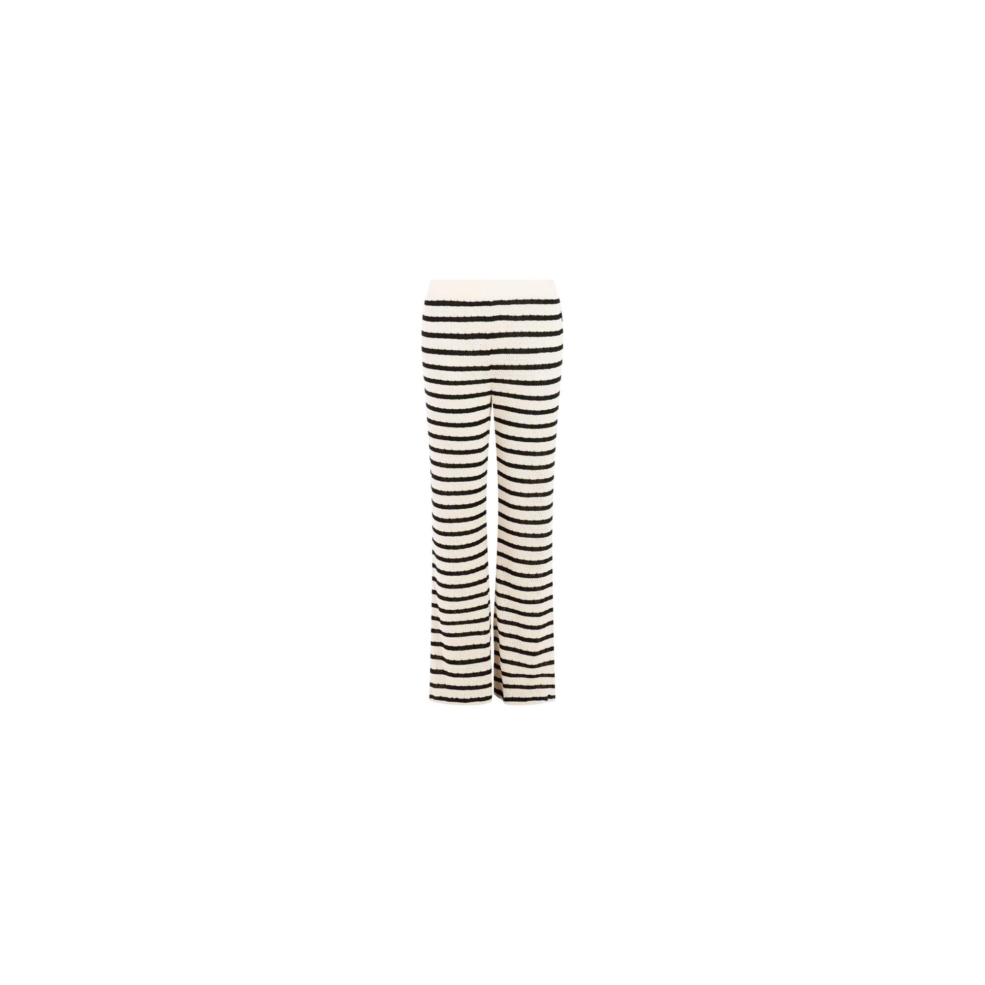 e012f970-259c-4a85-aa03-21bc51ff0b9c_c4