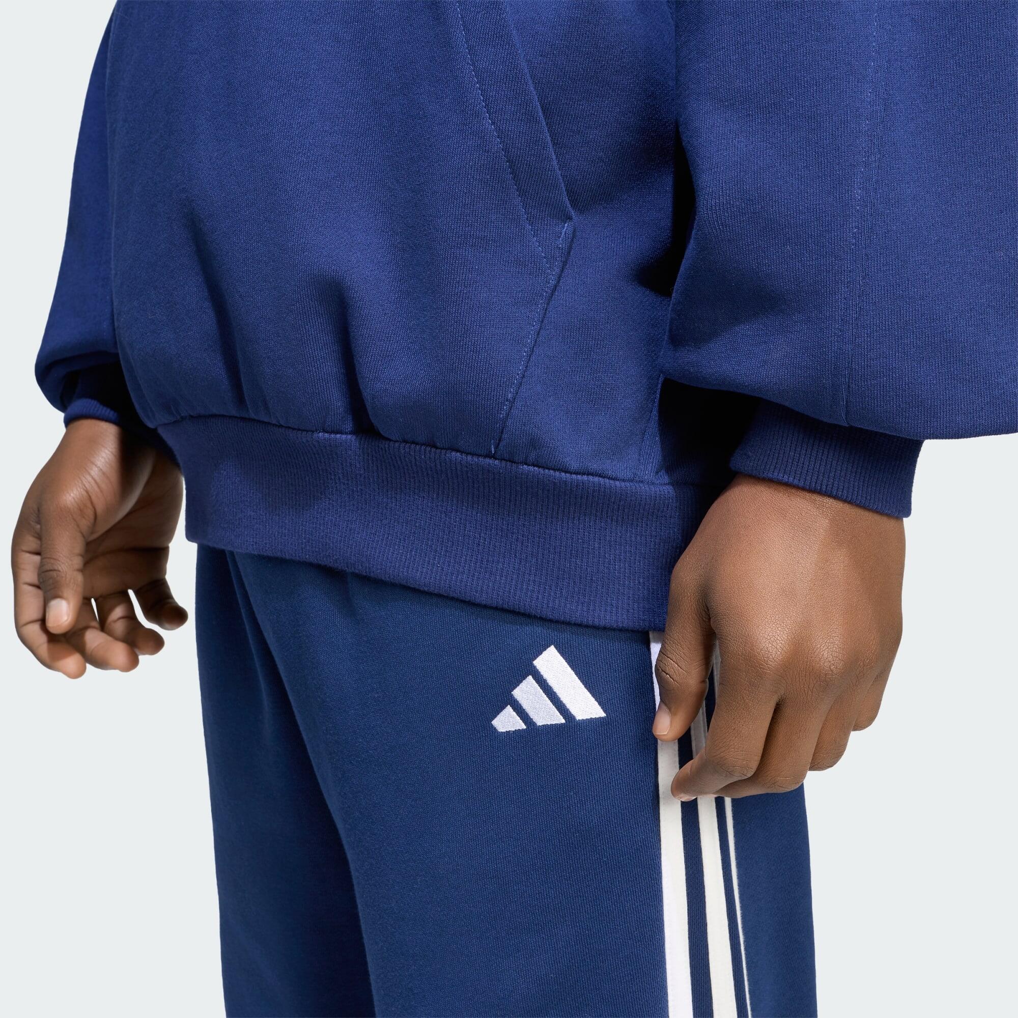 Pantaloni Essentials 3-Stripes in french terry con bordi affusolati 4/5
