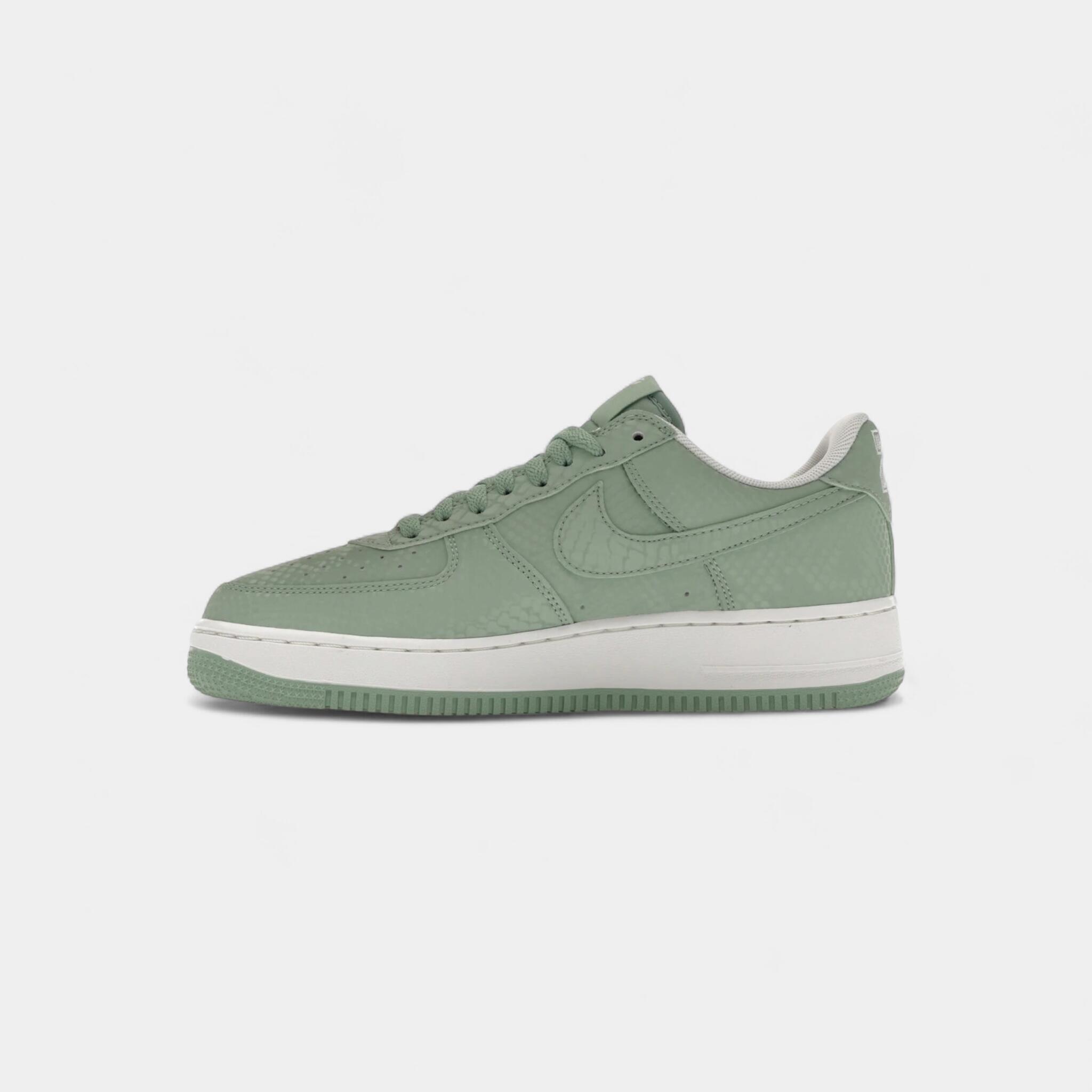 Nike Kobe Air Force 1 Low Steam Summit White 4/4