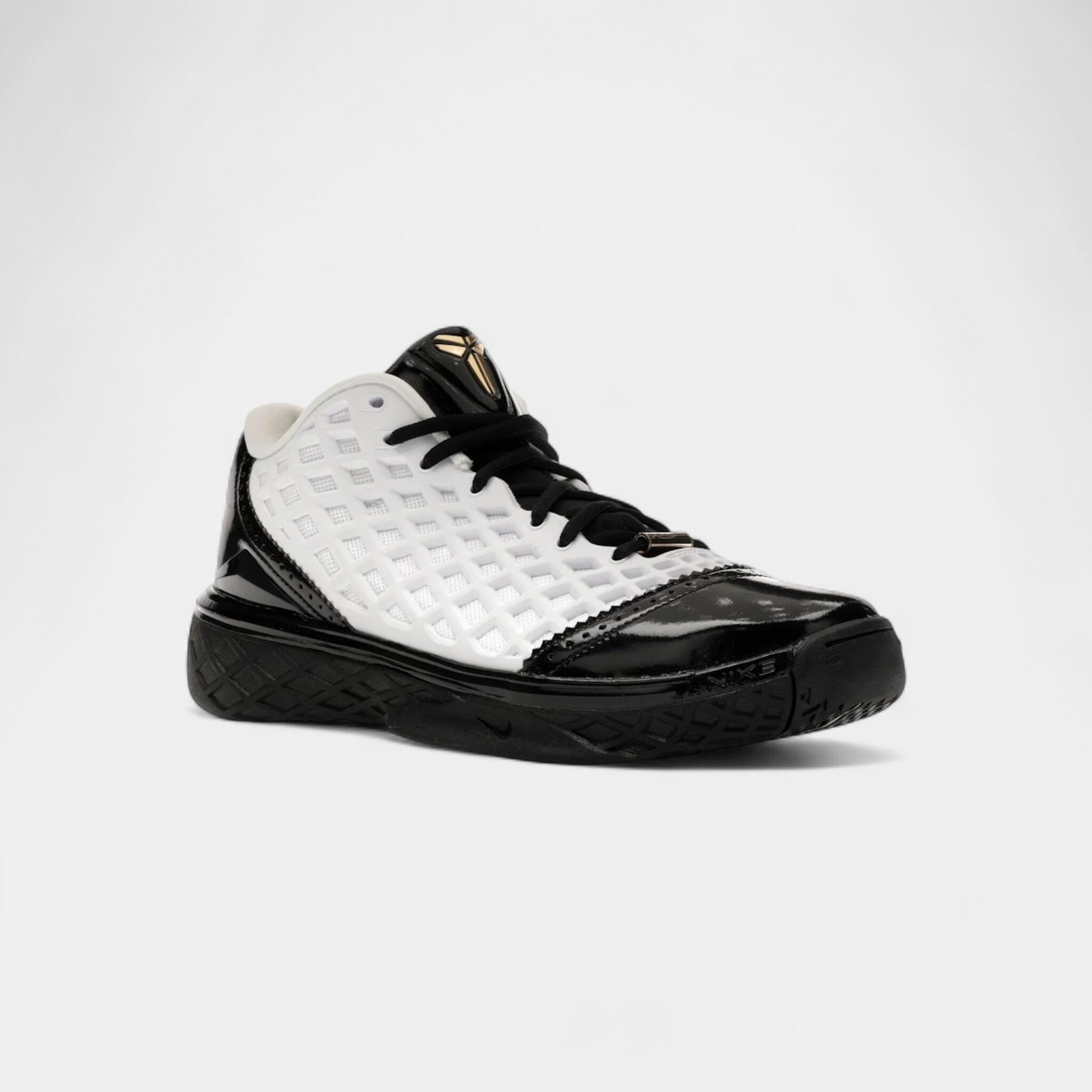 Nike Kobe 3 Low Protro Mambacita 2/4