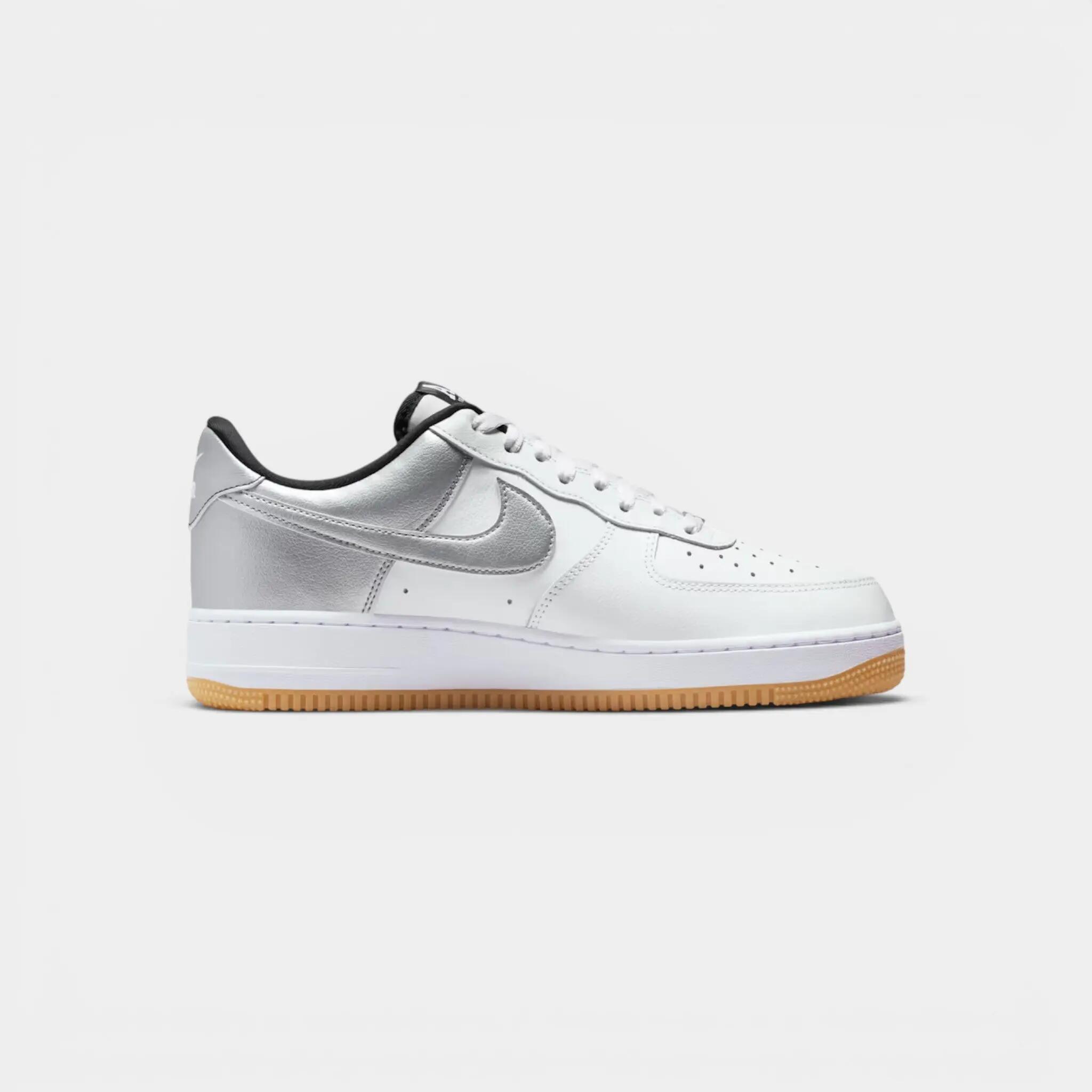NIKE picture