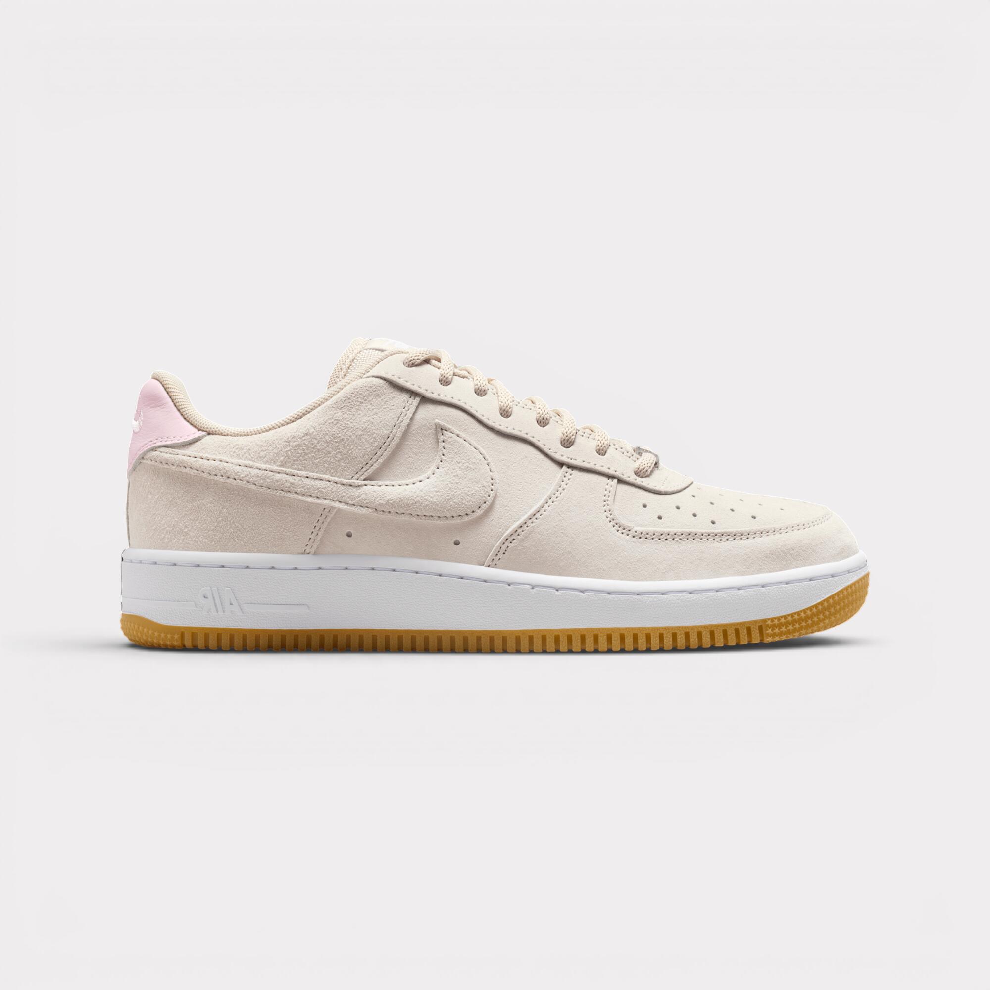 NIKE picture