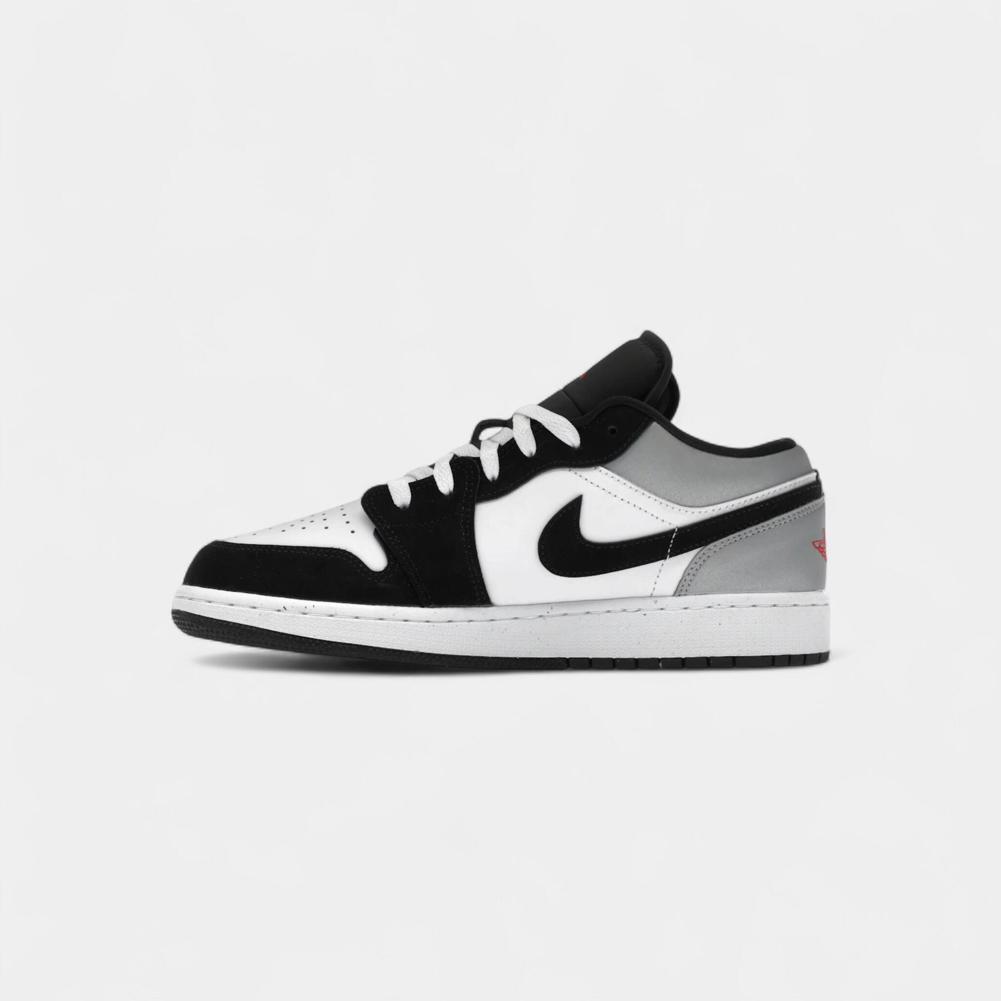 Jordan 1 Low SE Panda Toe (GS) 4/4
