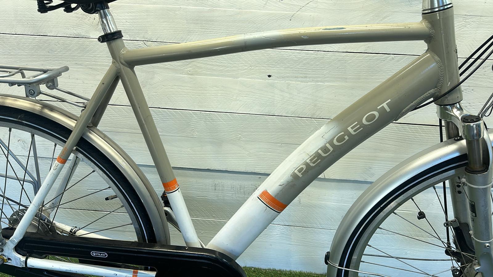 PEUGEOT picture