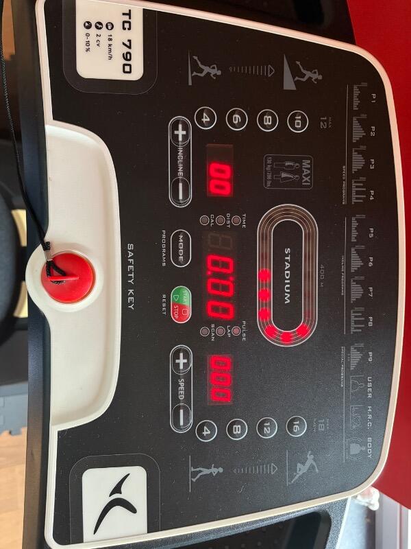 Tussen Particulieren - Loopband Domyos TC790 5/5