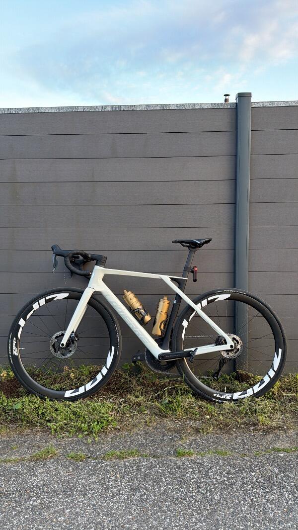 LAPIERRE picture