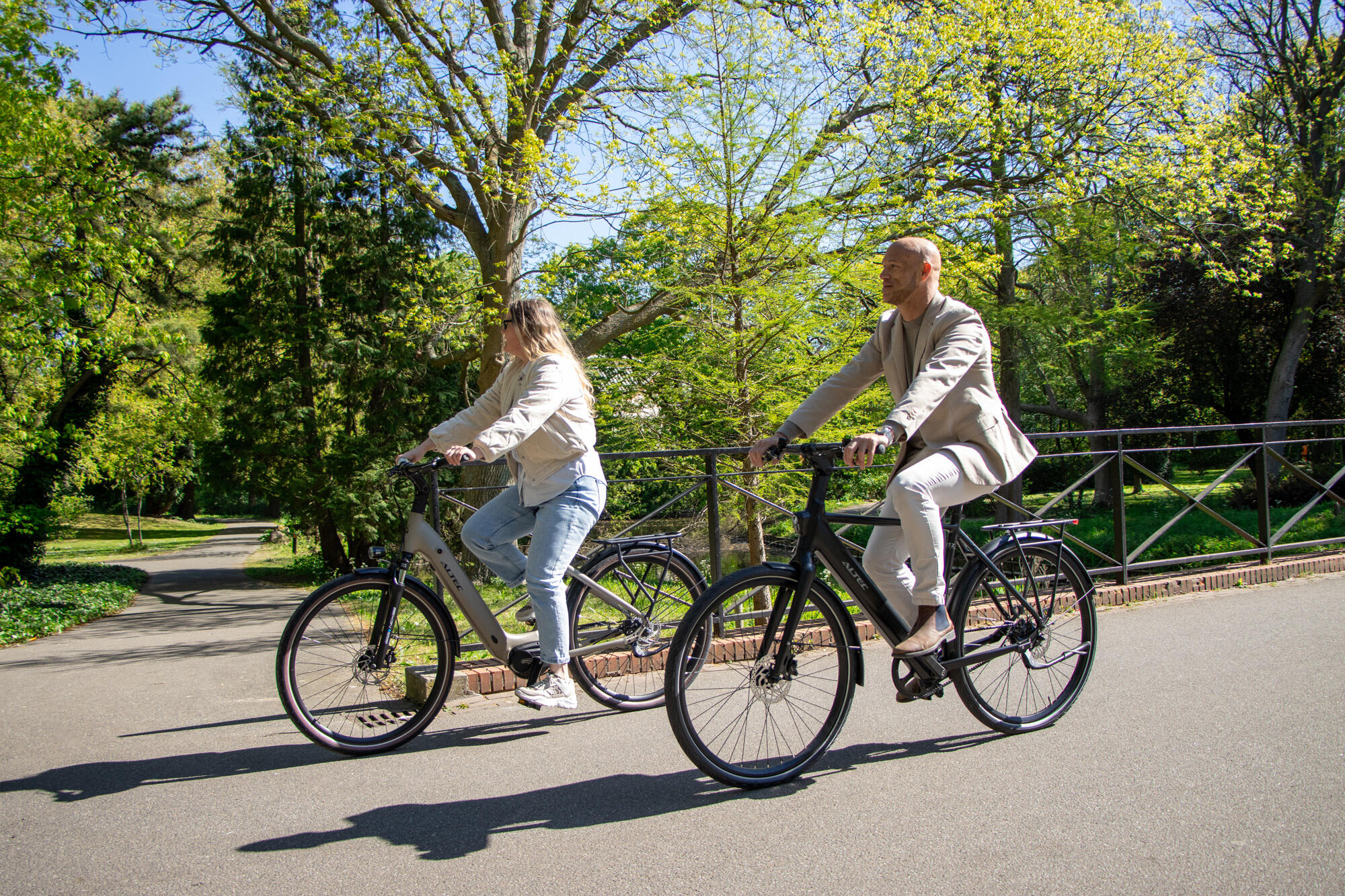 Altec Blitz Elektrische Herenfiets 28inch Zwart 55cm 2/7