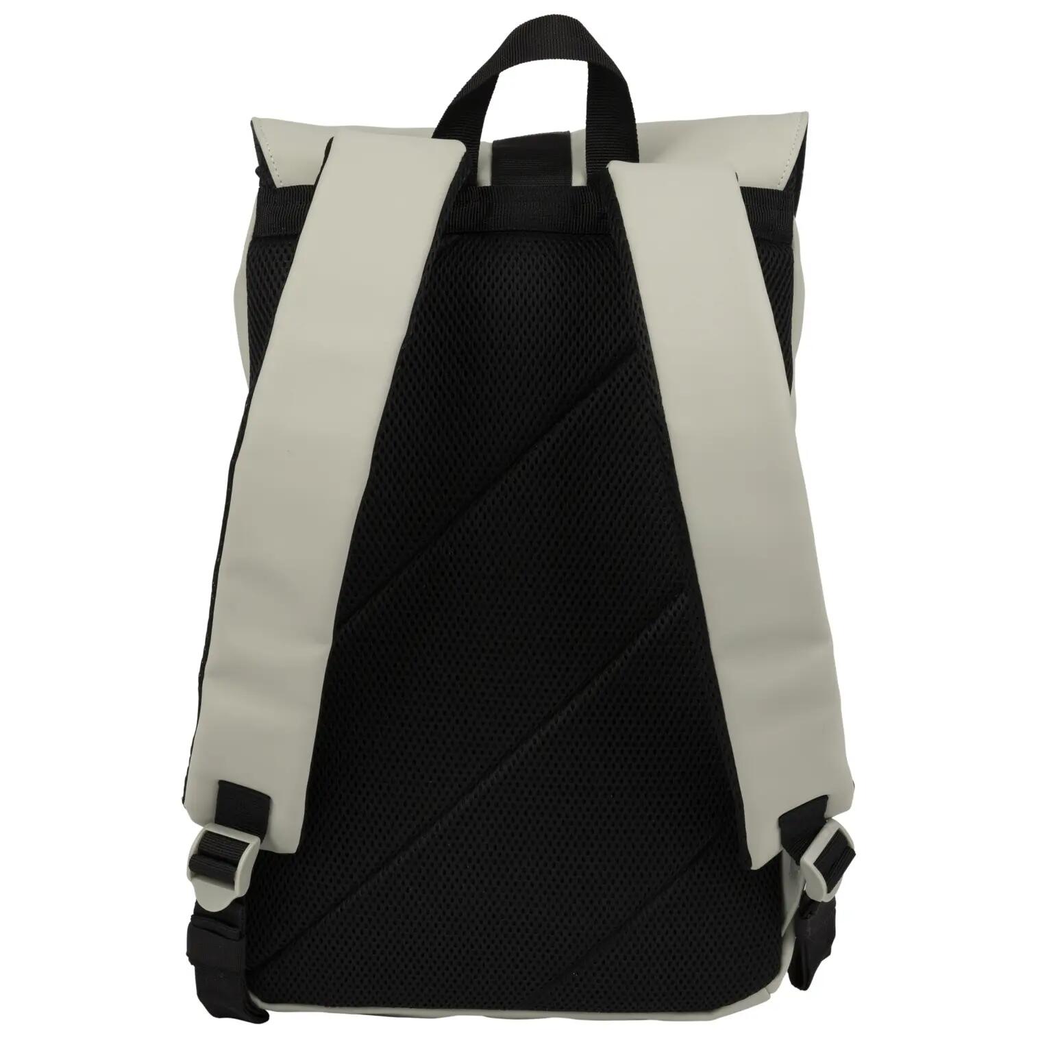 Trespass Study - Daily Backpack Sage 3/5