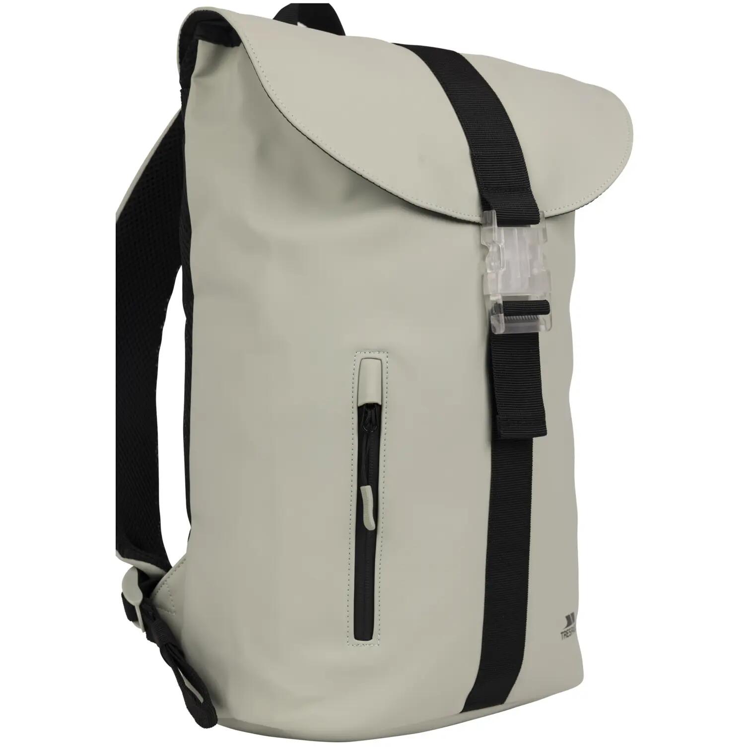 Trespass Study - Daily Backpack Sage 2/5