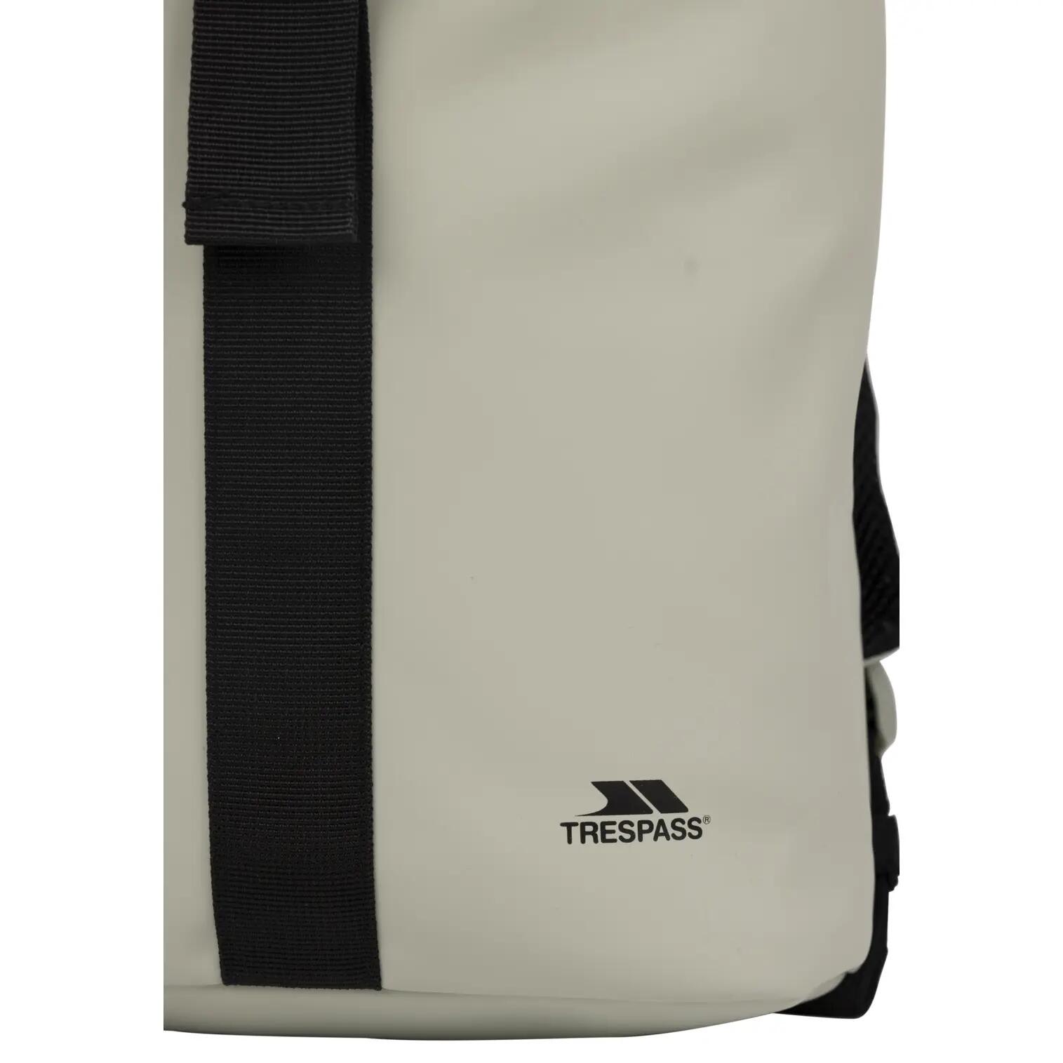 Trespass Study - Daily Backpack Sage 5/5