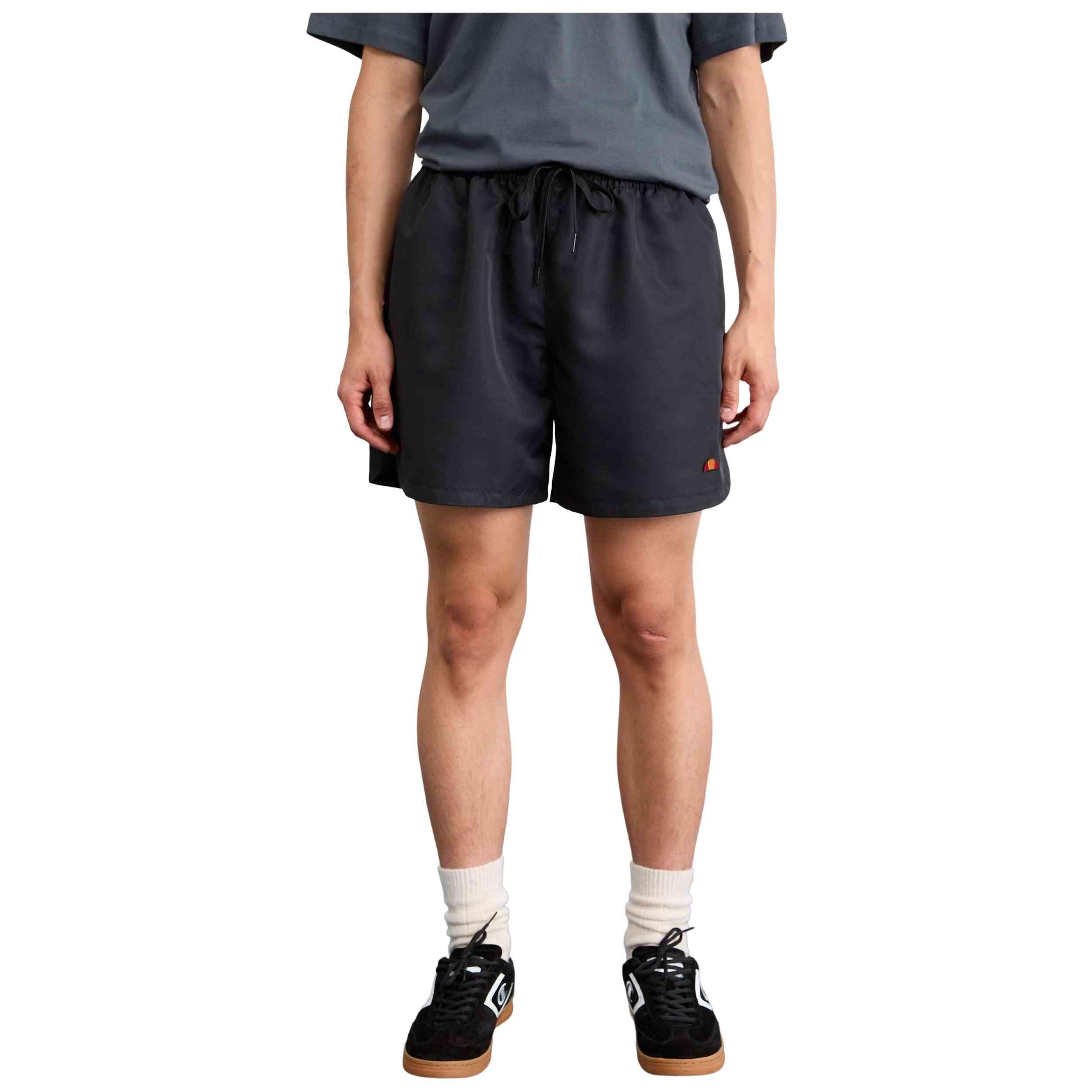 Pantalon corto Ellesse modelo SHZ20124-011 para hombre 1/5