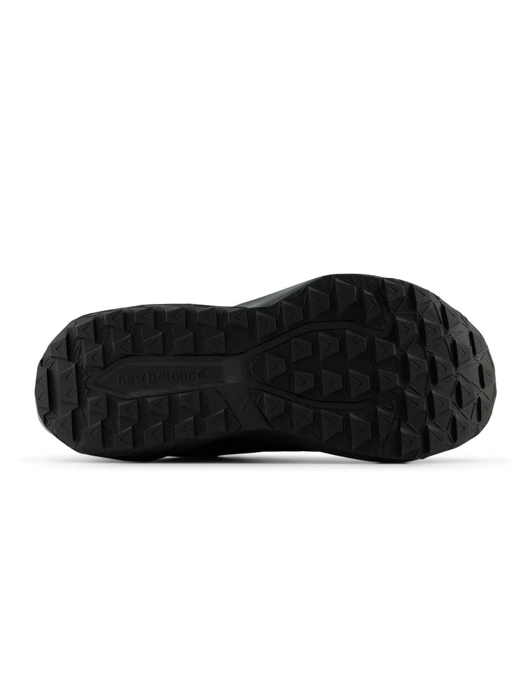 Scarpa da uomo New Balance dynasoft nitrel v6 gtx nera. 5/5