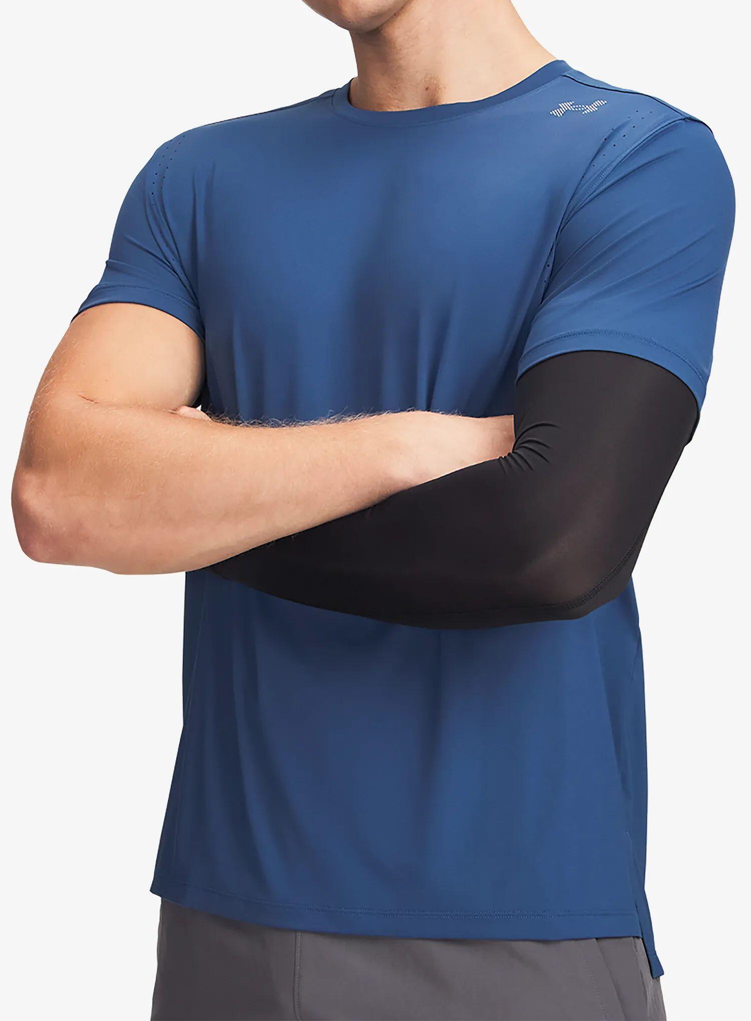 UNDER ARMOUR picture