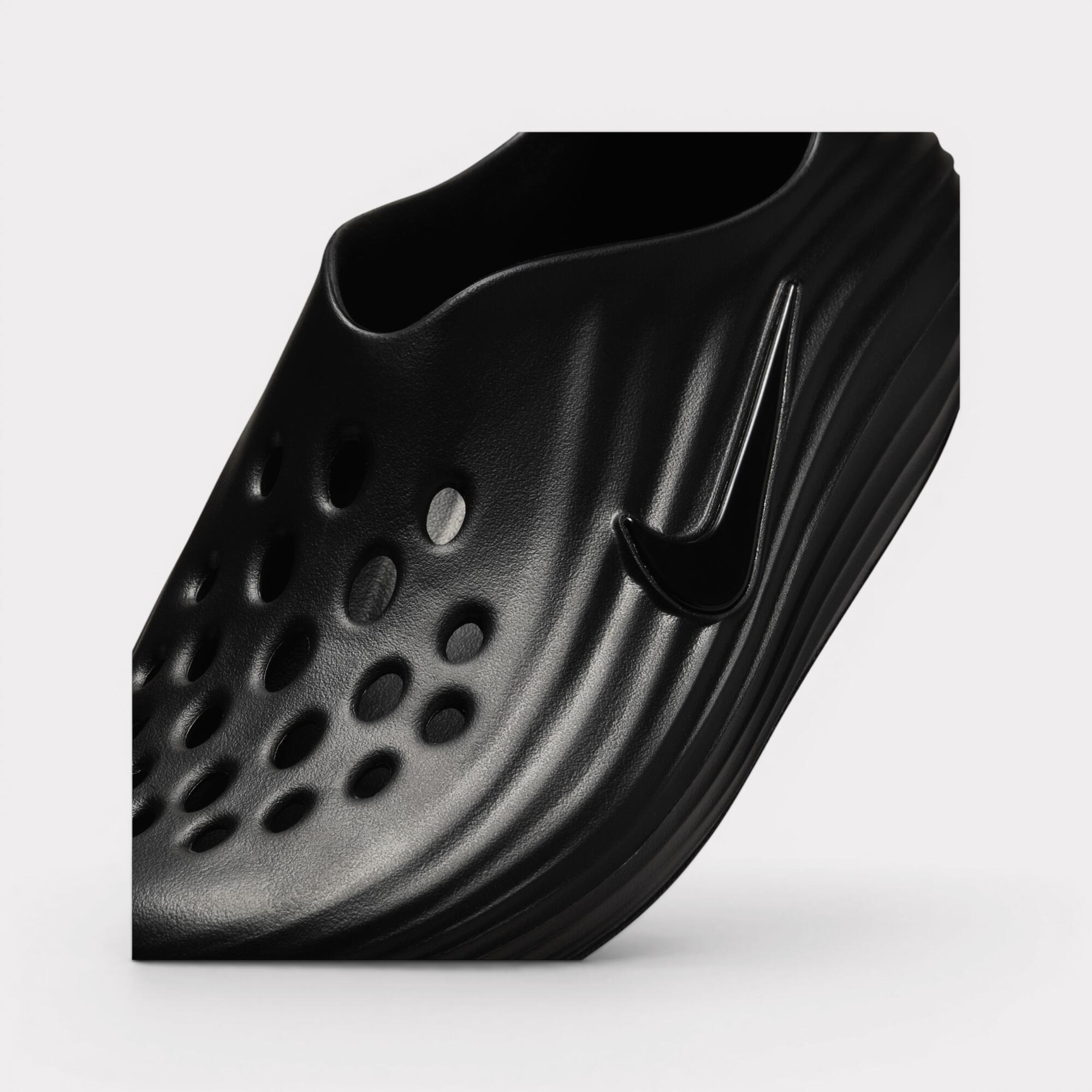 Nike ReactX Rejuven8 Triple Black 7/7