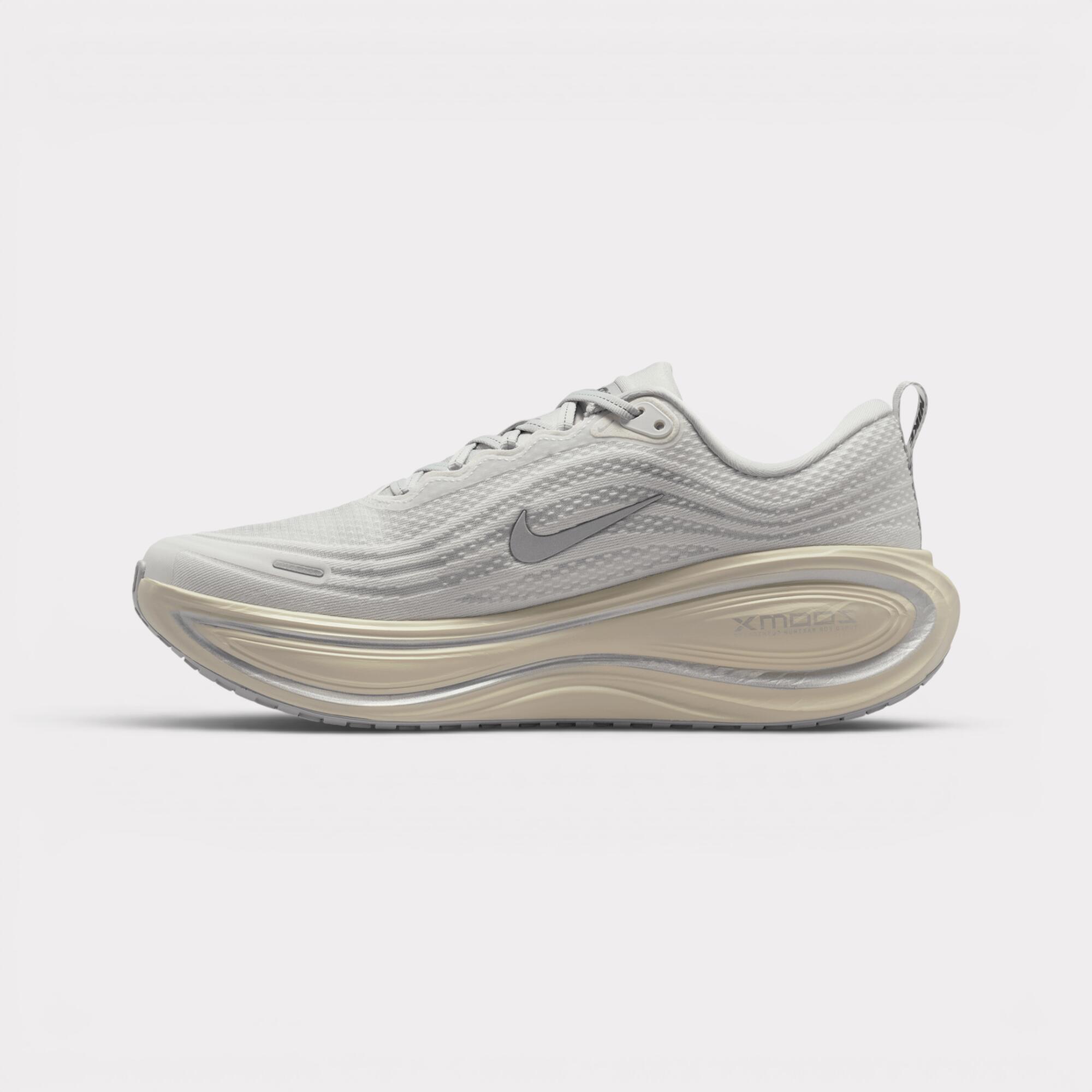 Nike Vomero Plus scarpe da running uomo 3/7