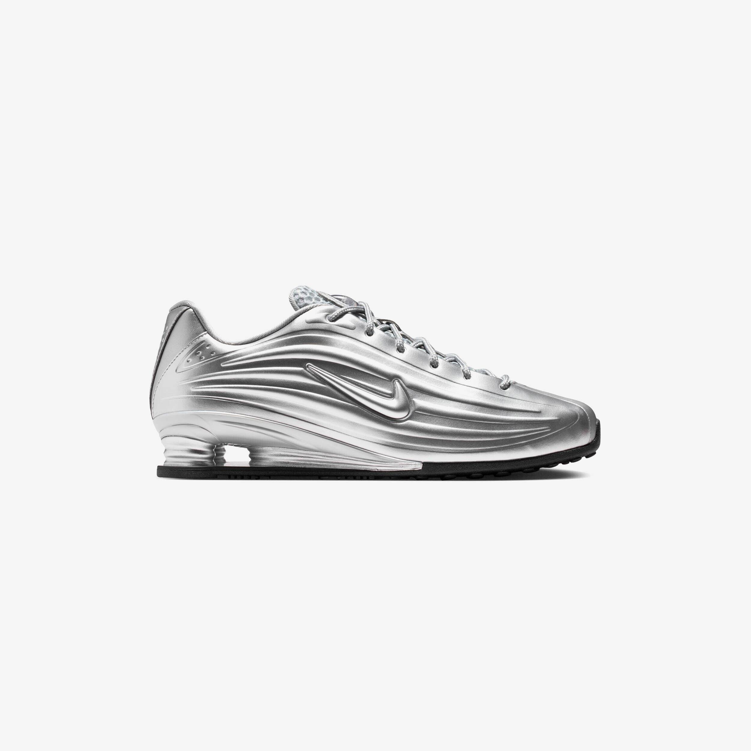 NIKE picture