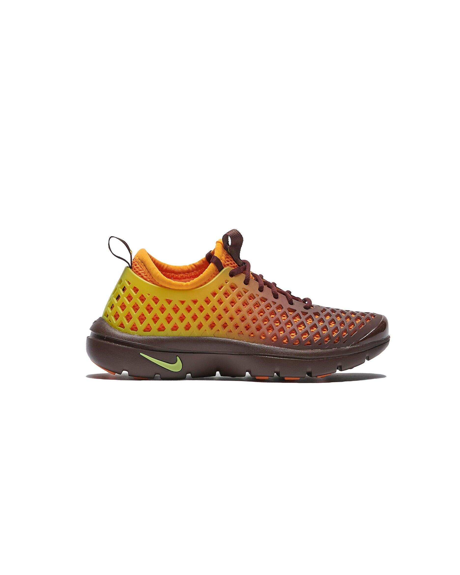 NIKE picture