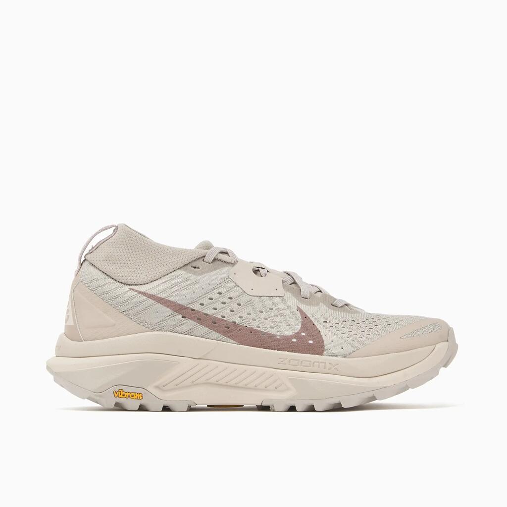 Nike ACG Zegama Trail Vibram Mid Shoes