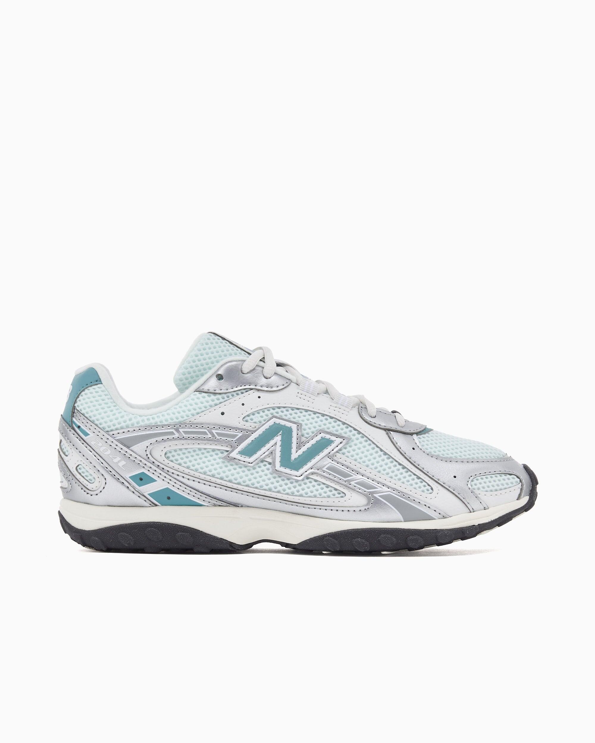NEW BALANCE picture