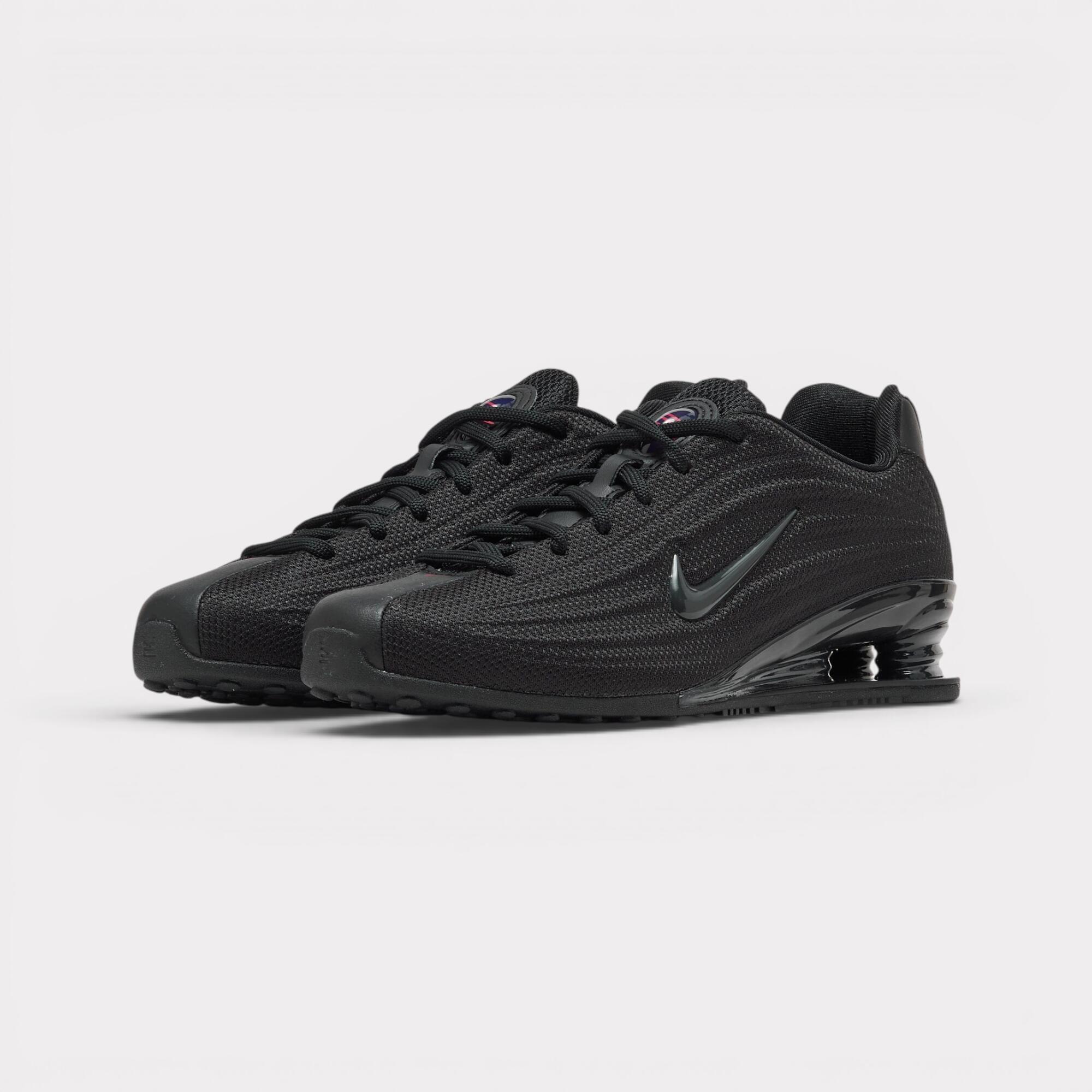 Nike Women's Shox Z 2/7