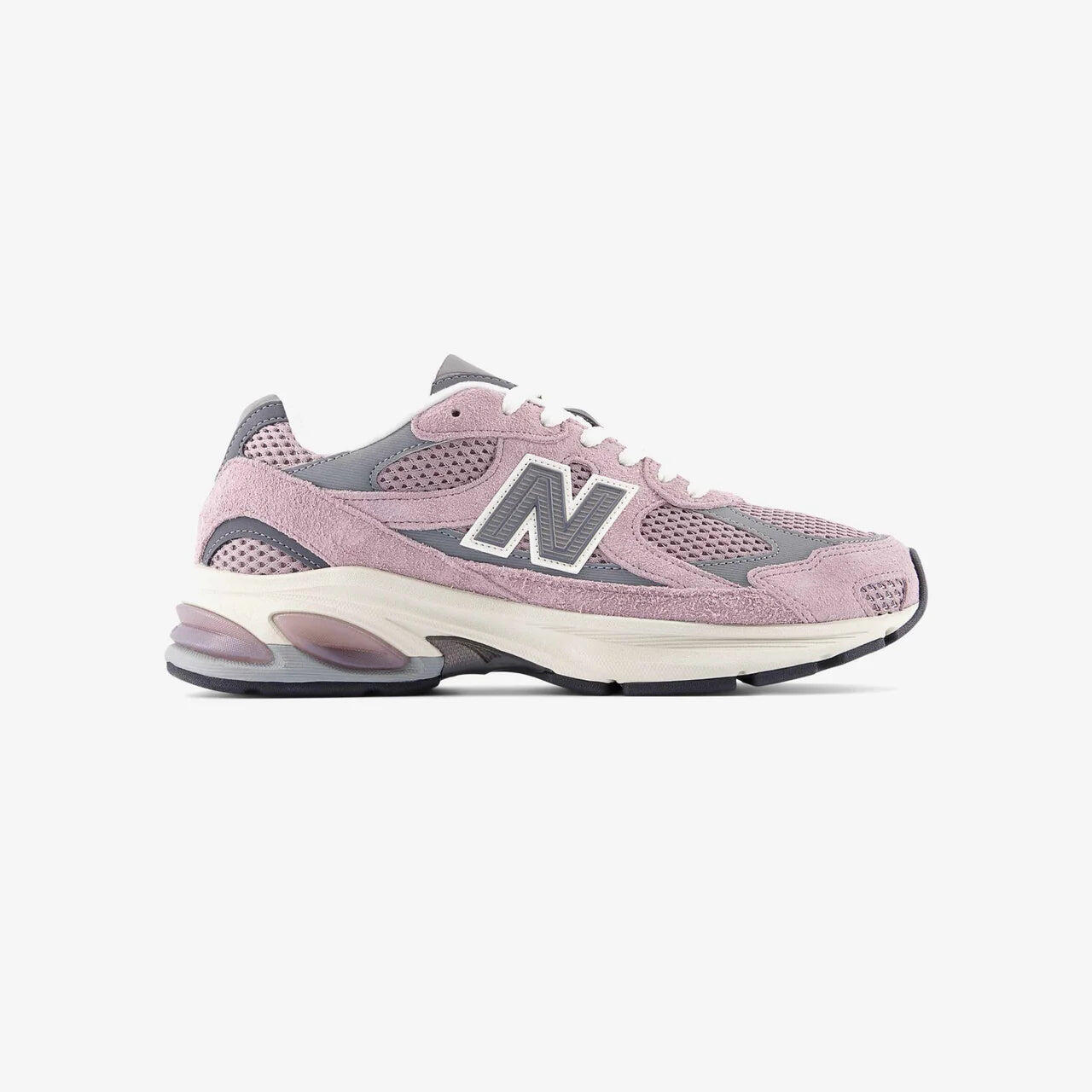 NEW BALANCE picture