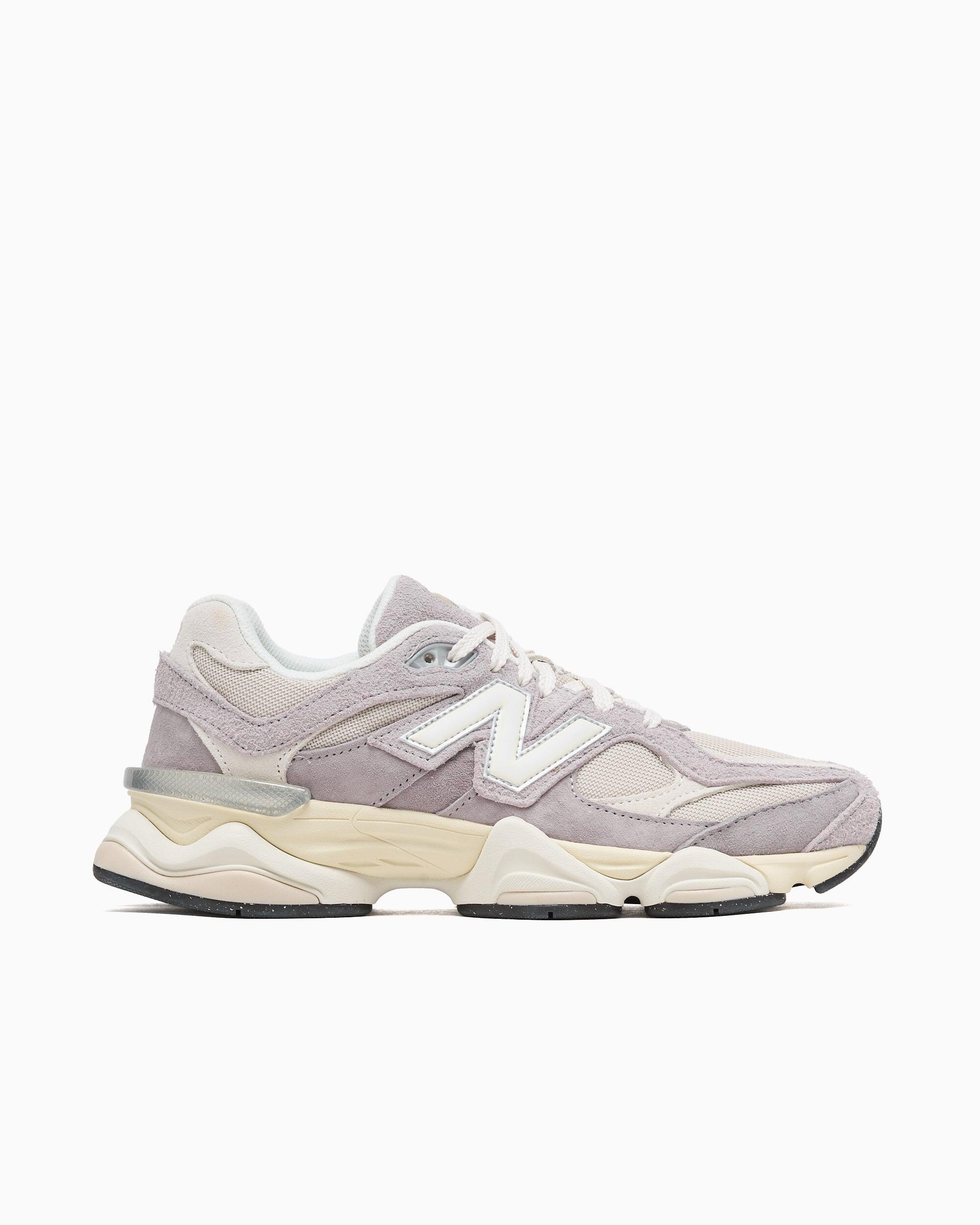 NEW BALANCE picture