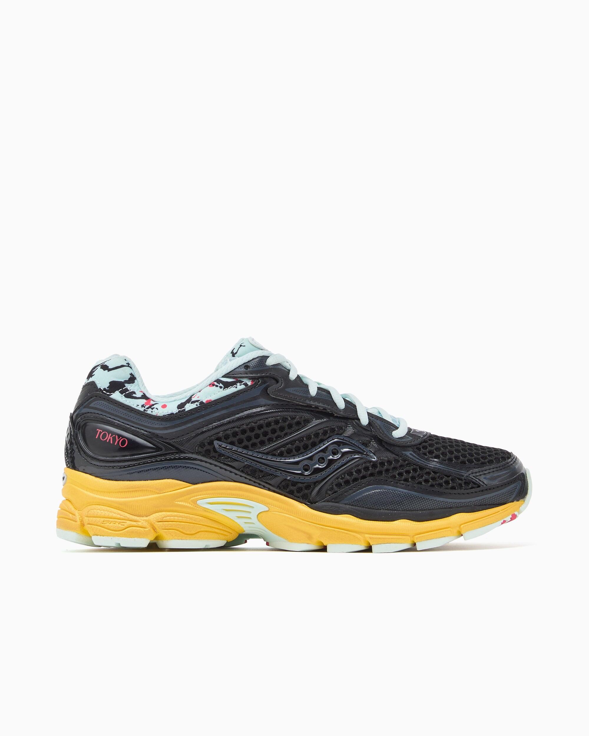 SAUCONY picture
