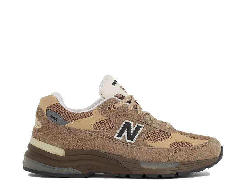 NEW BALANCE picture