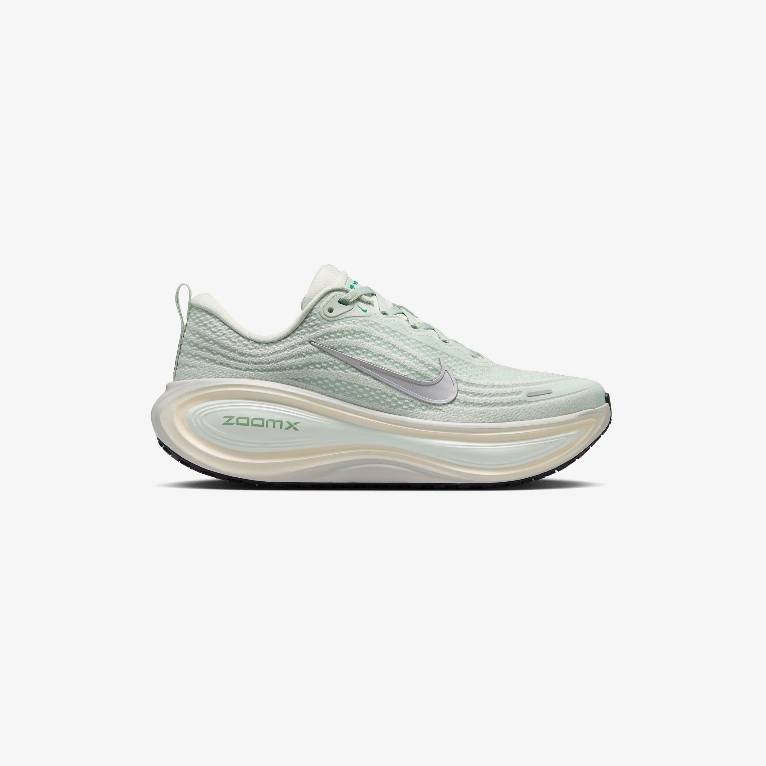Nike Wmns Vomero Plus 1/1