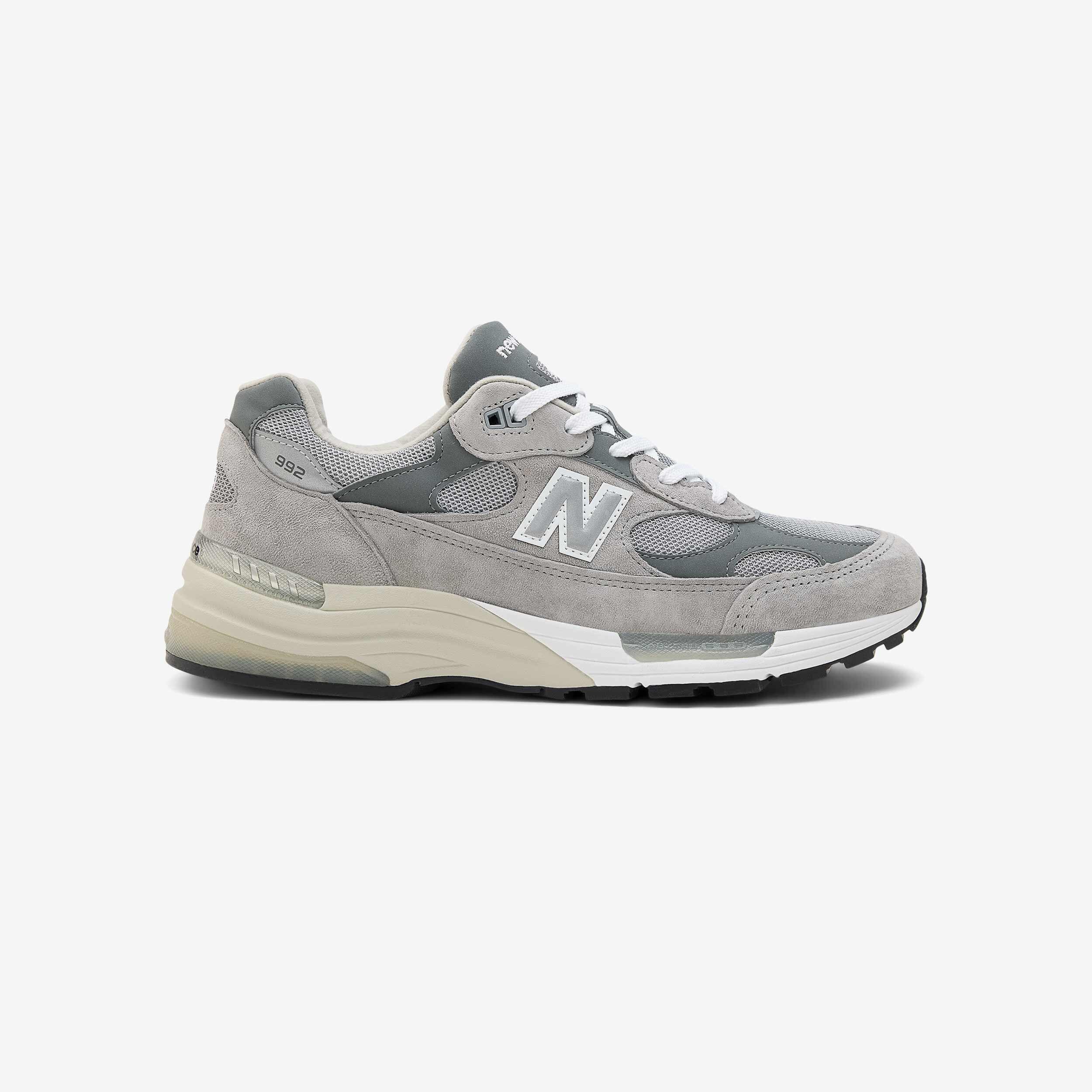 NEW BALANCE picture