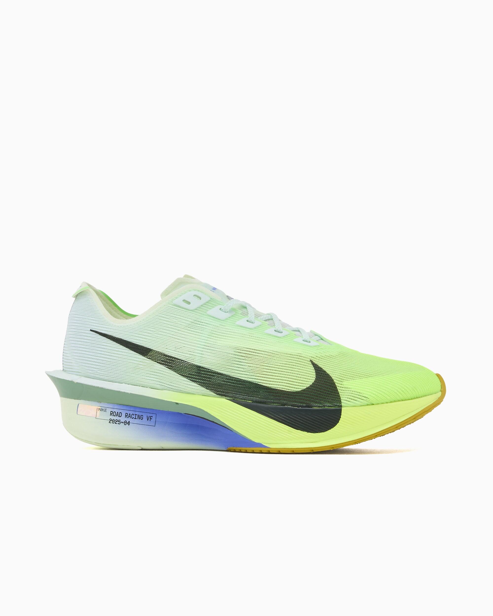 NIKE picture