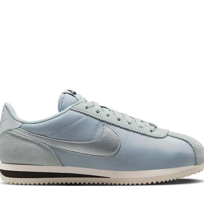Nike Cortez Textile W women's sport walking shoes
