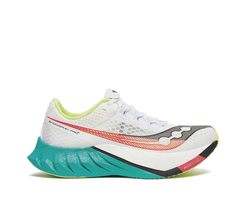 SAUCONY picture