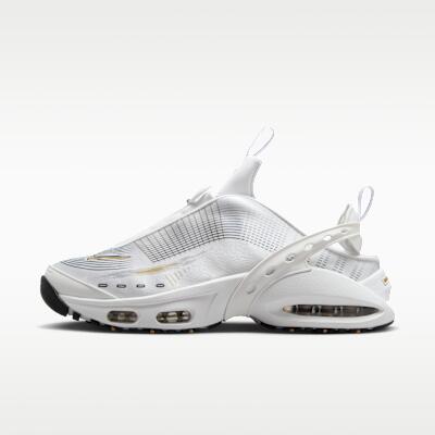 NIKE picture
