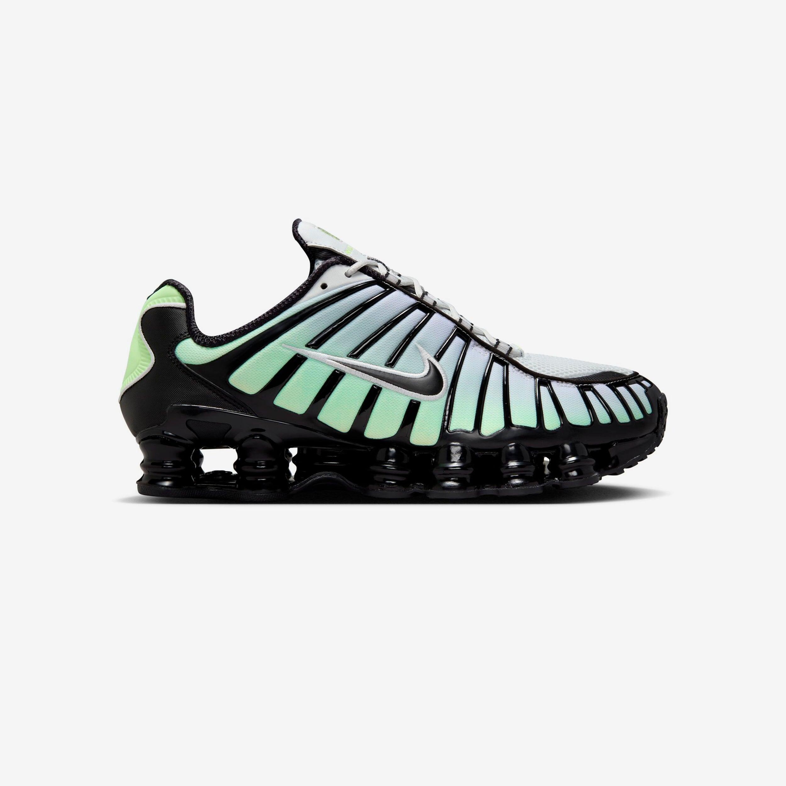 NIKE picture