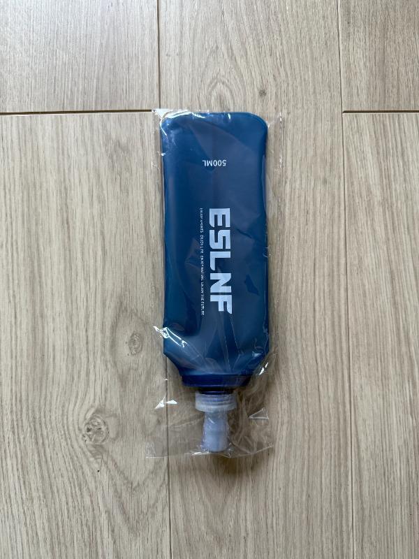 Tussen Particulieren - Hardloop-/trail-drinkvest + drinkfles van 500 ml 6/7