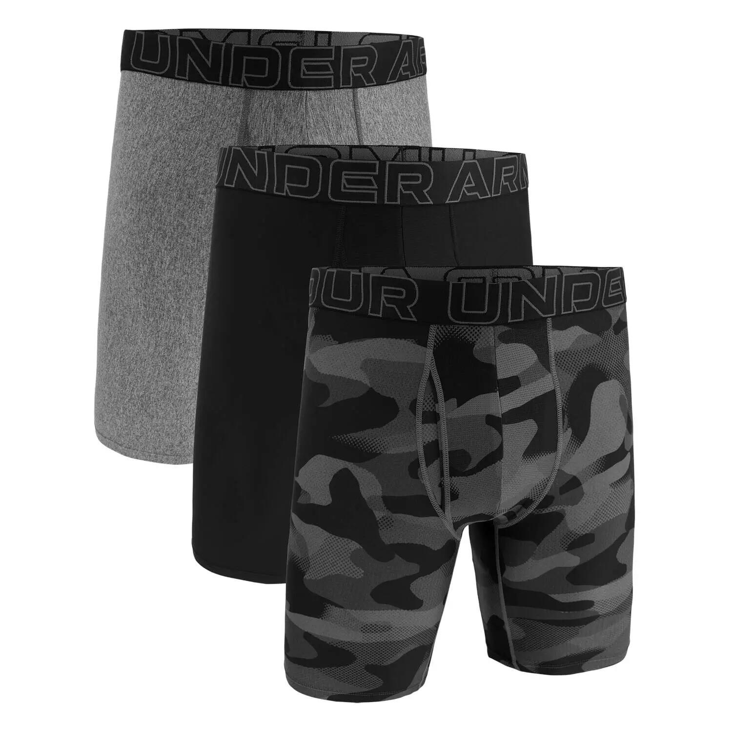 UNDER ARMOUR picture
