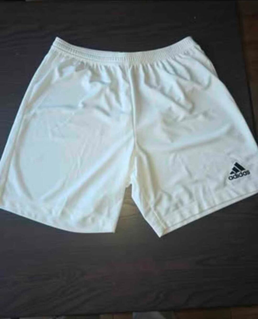 Tussen Particulieren - Set adidas voetbaluitrusting 2/7
