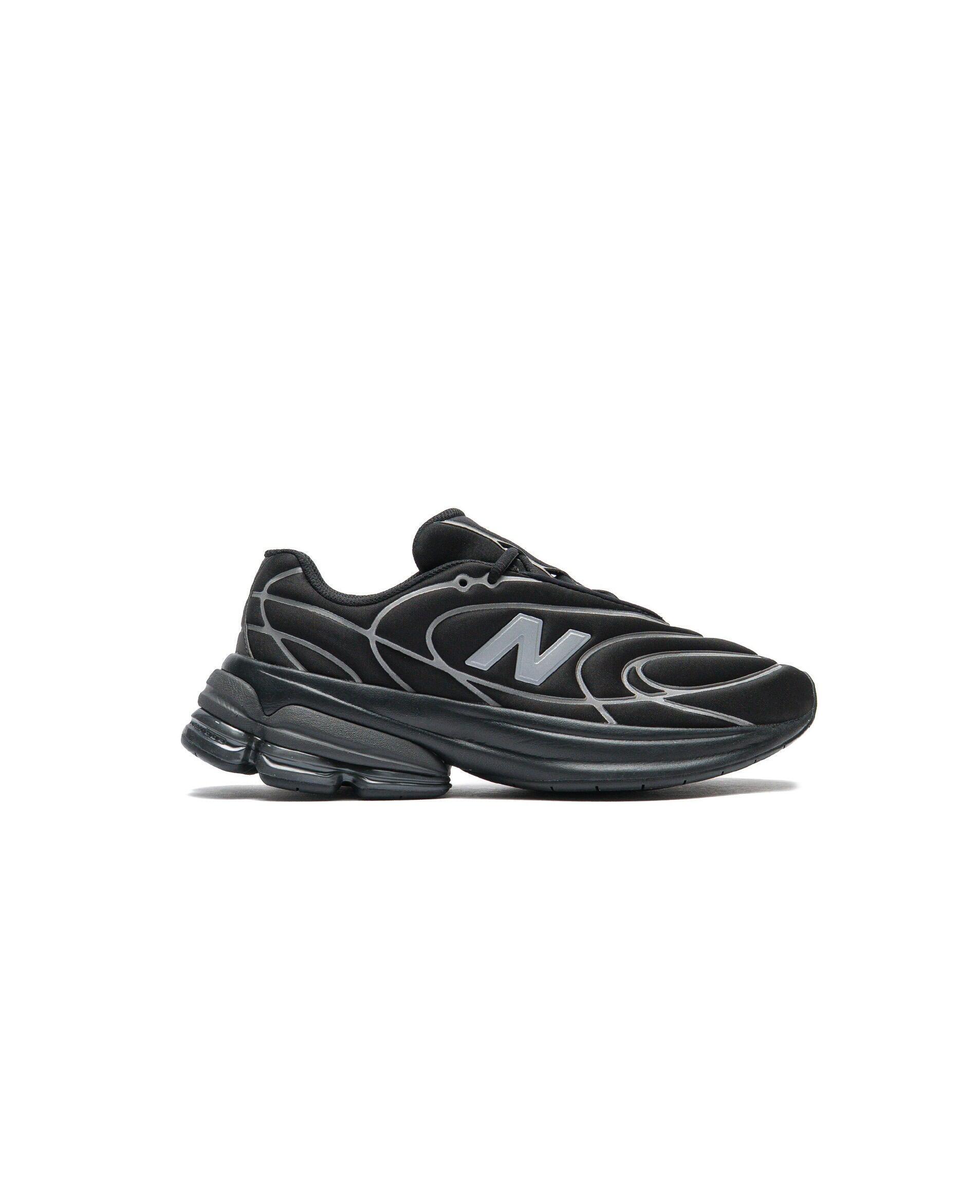 NEW BALANCE picture