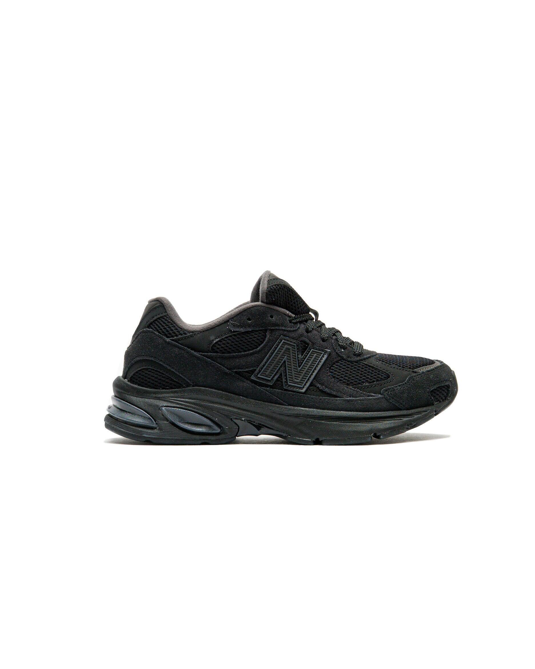NEW BALANCE picture