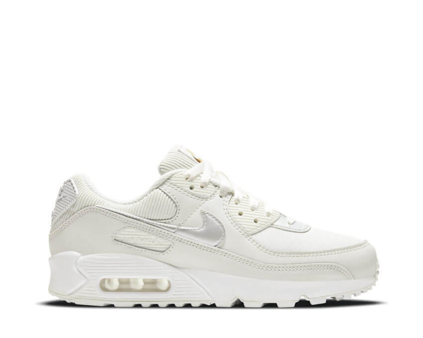 NIKE picture