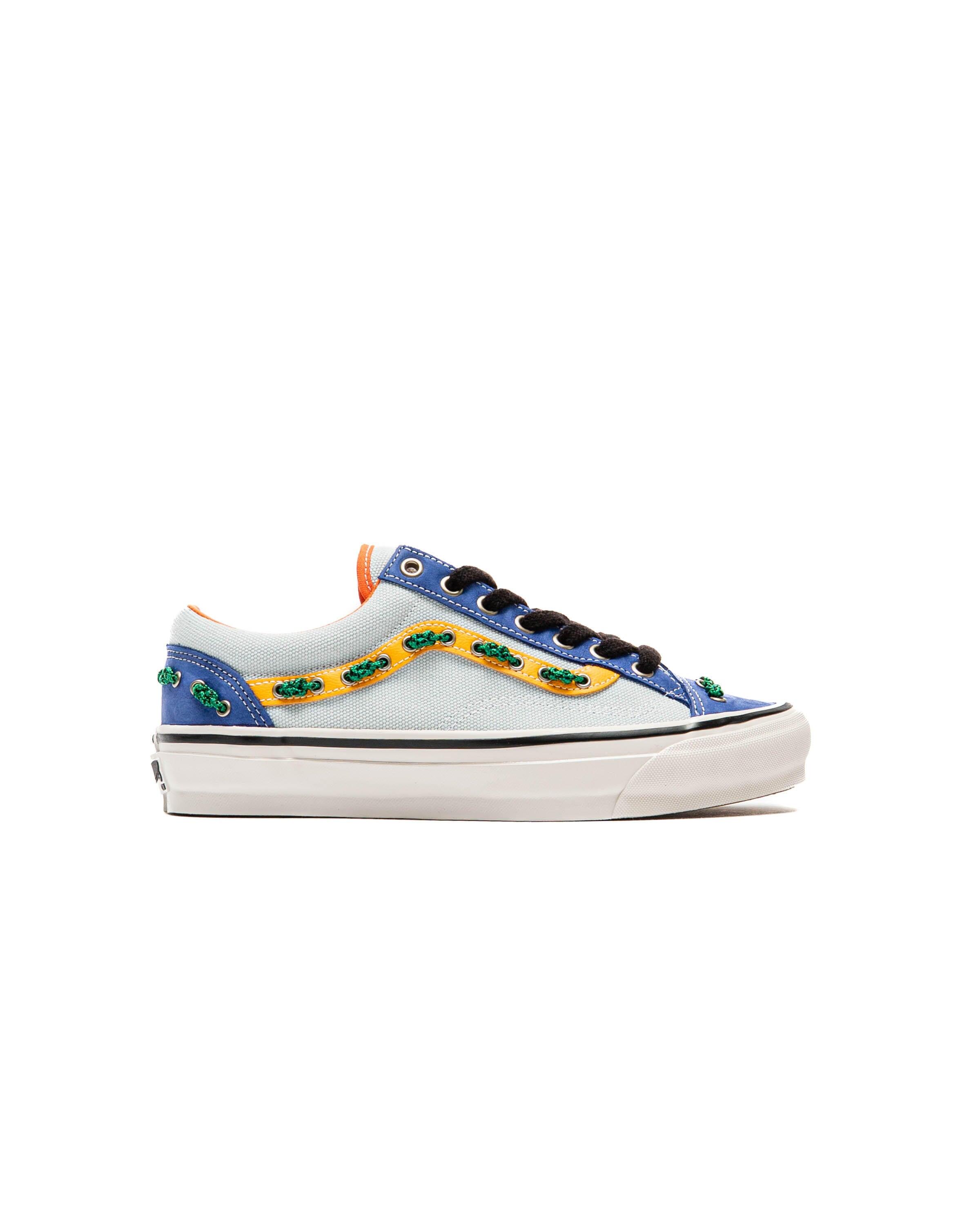 VANS picture