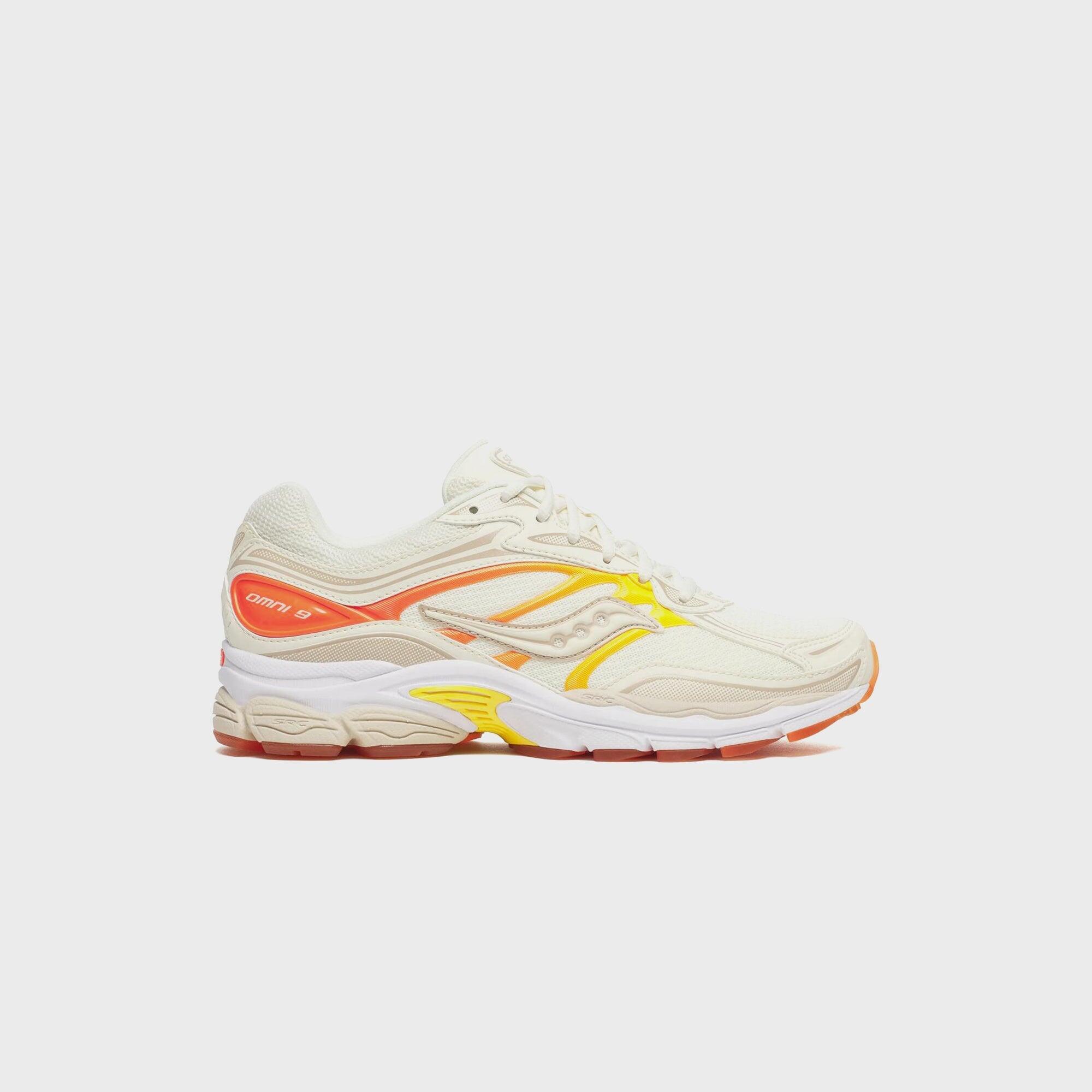 SAUCONY picture