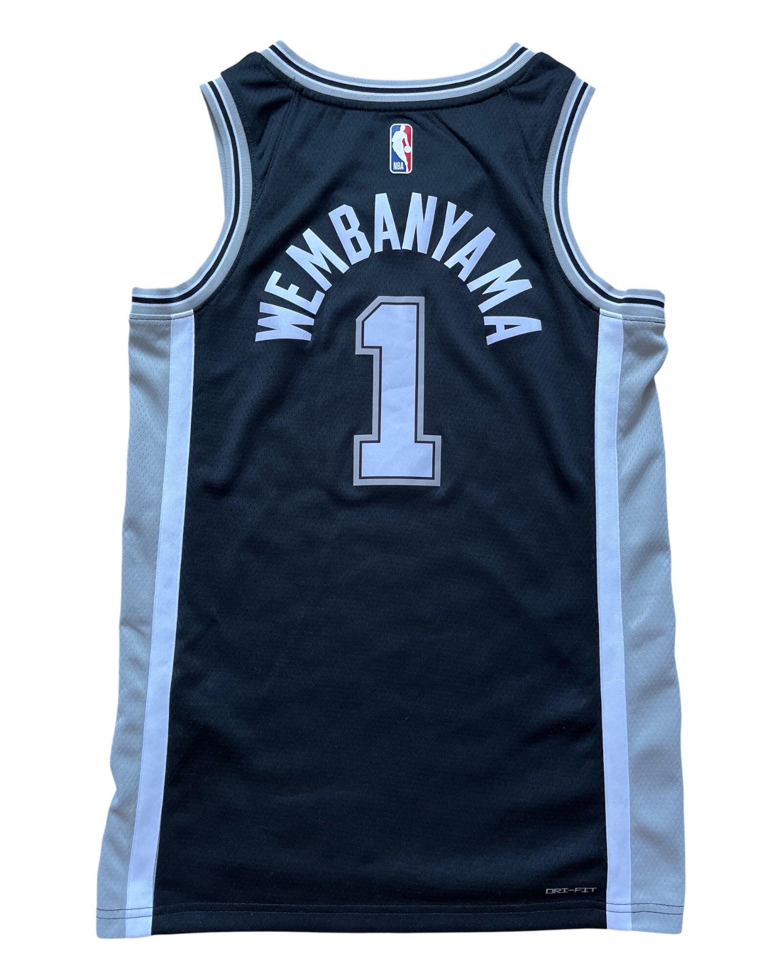 Segunda vida - Camisola NBA San Antonio Spurs Away - Como novo 2/2