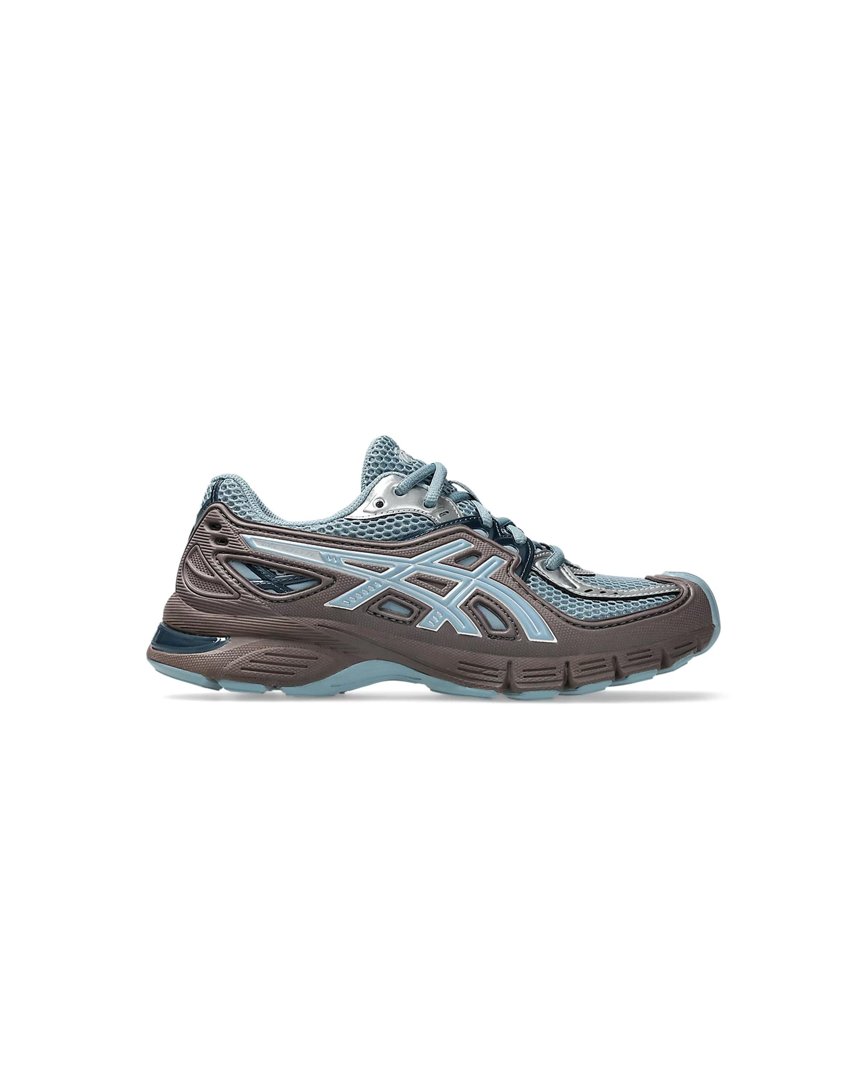 ASICS picture