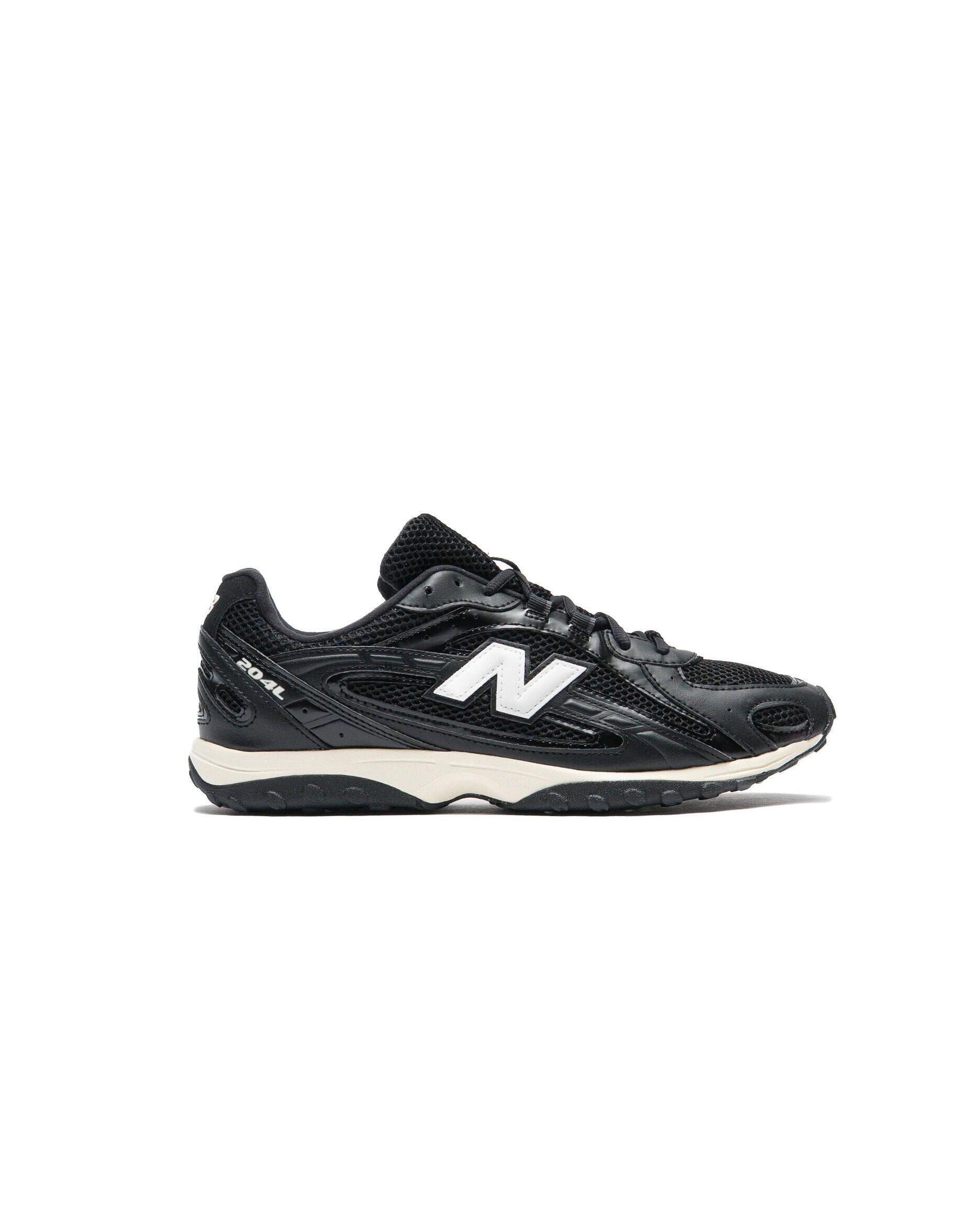 NEW BALANCE picture