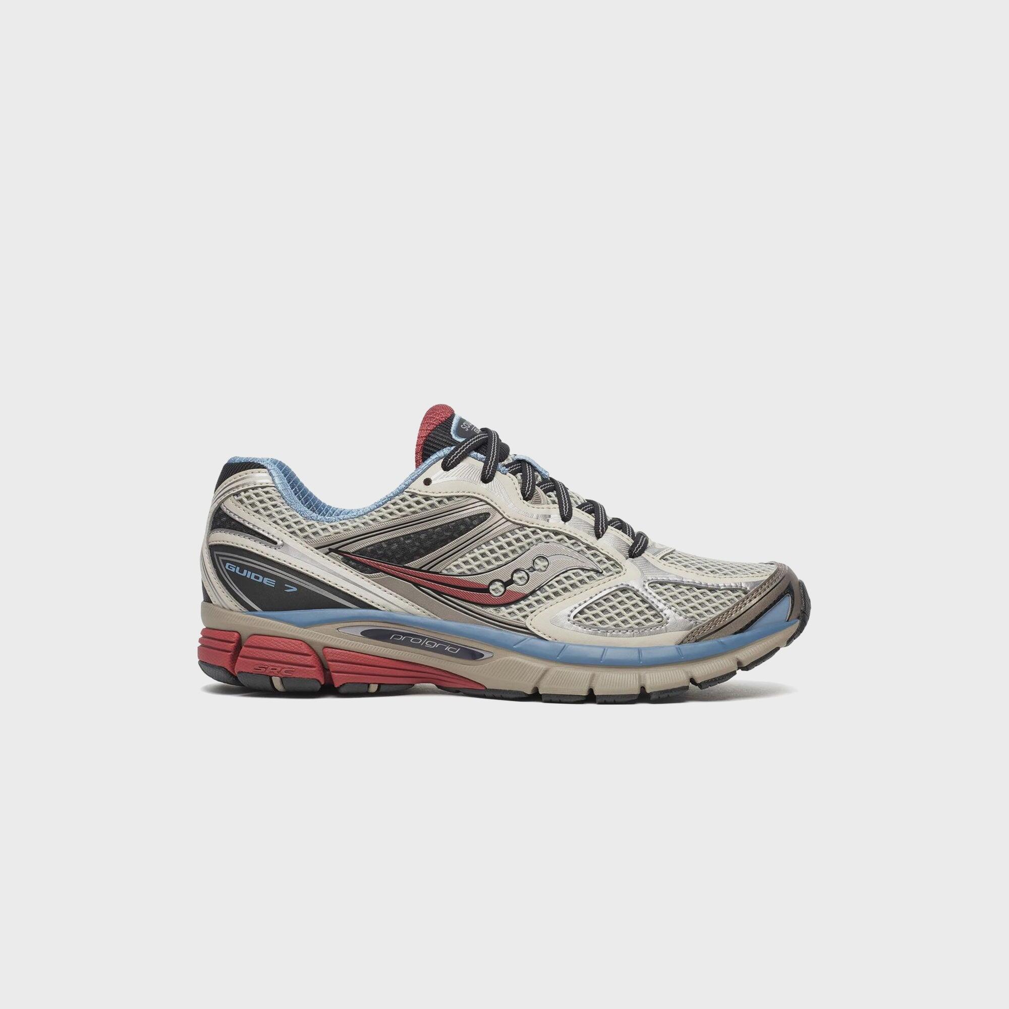 SAUCONY picture