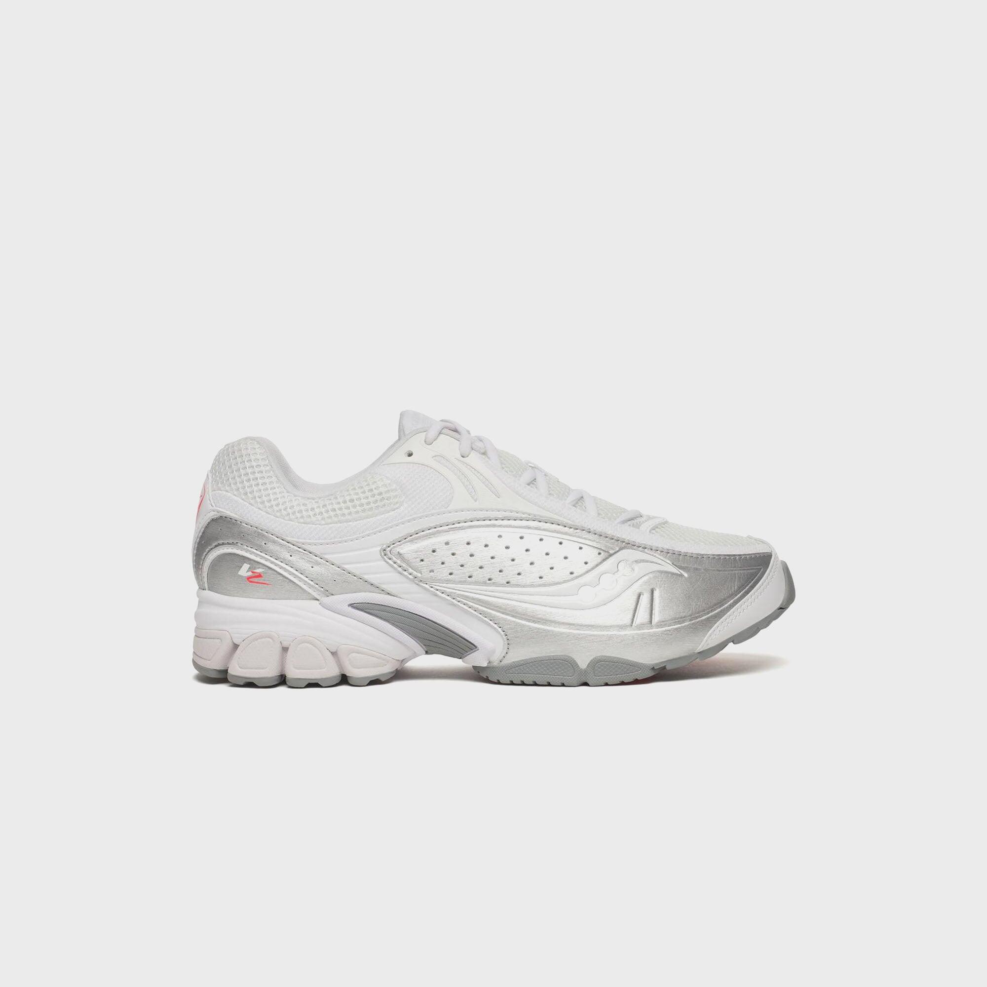 SAUCONY picture